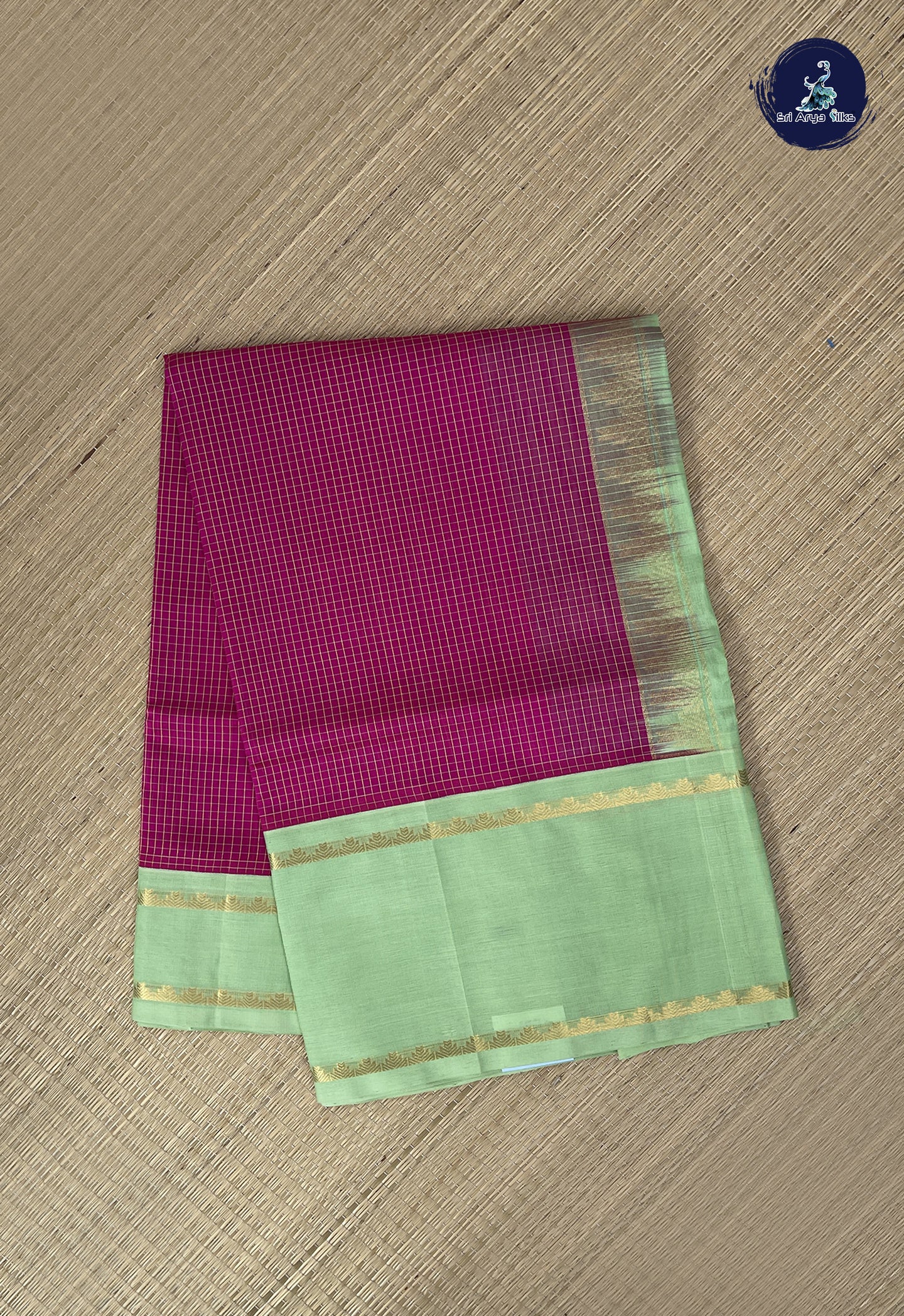 Dark Pink Checked Saree With Checked Pattern