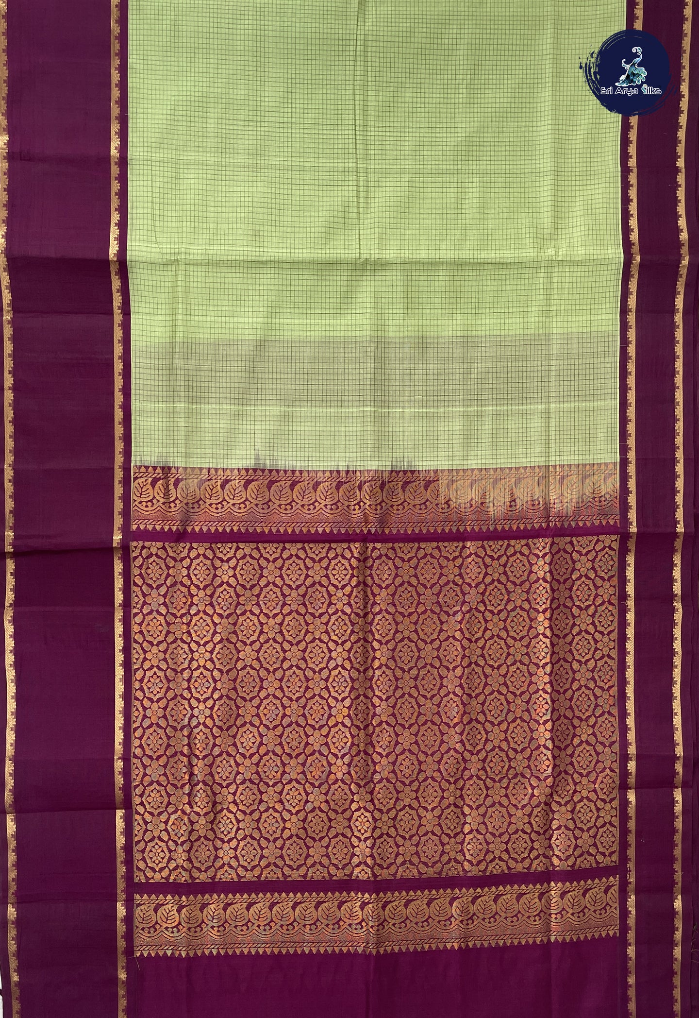 Pista Green Checked Saree With Checked Pattern
