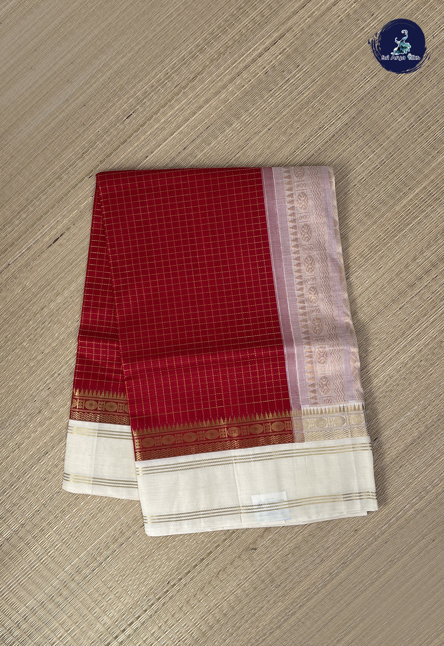 Red Checked Saree With Zari Checked Pattern