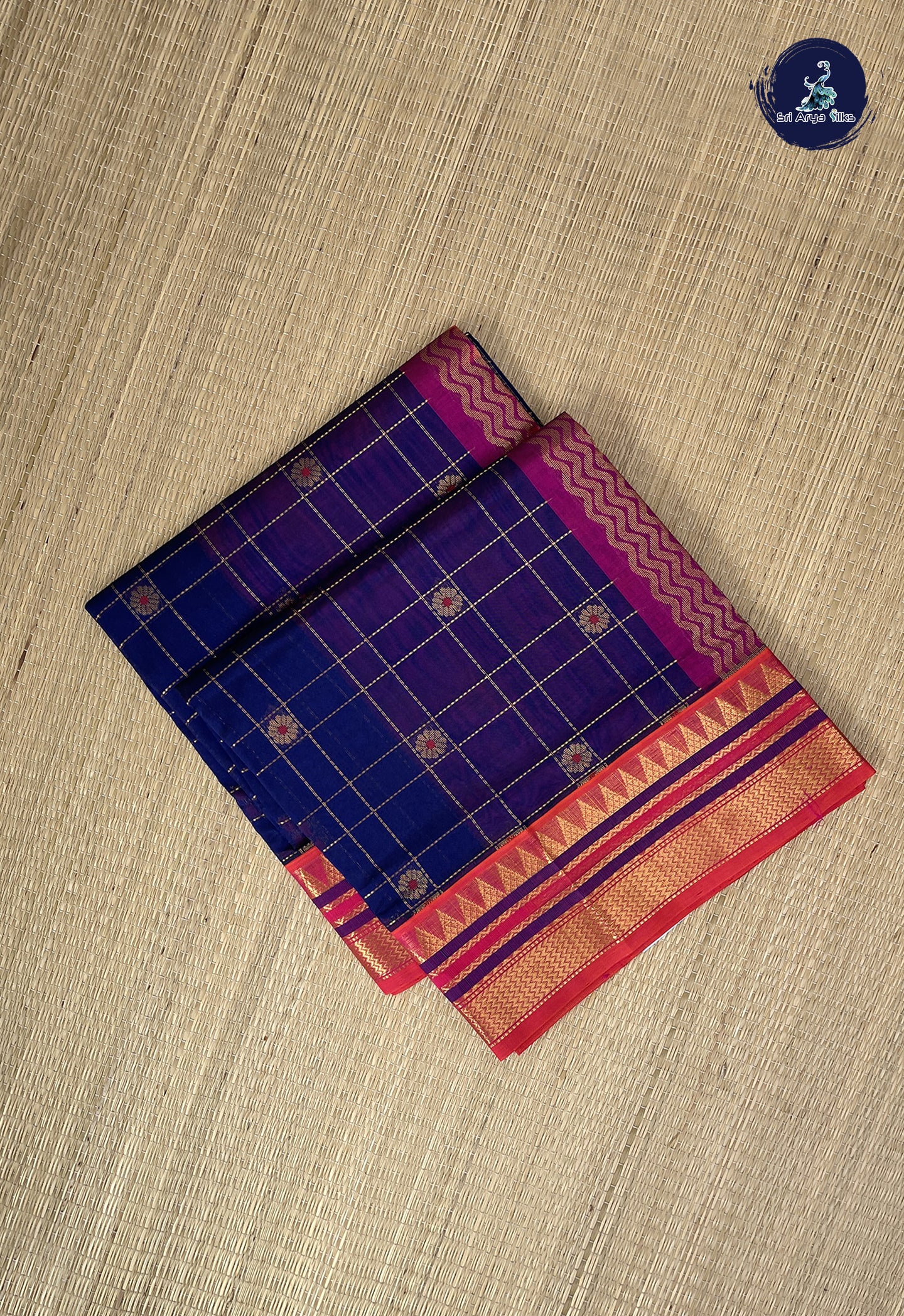 Dark Blue Checked Saree With Zari Checked Pattern