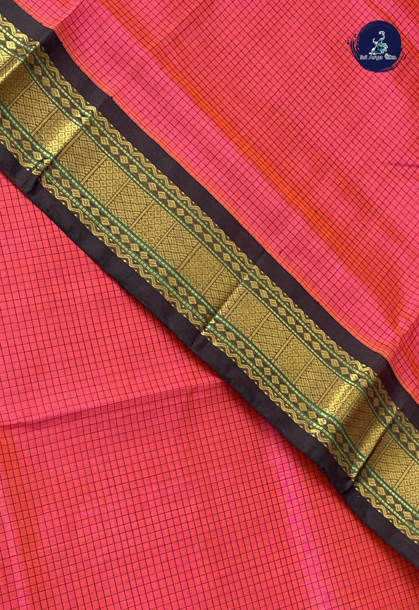 Dual Tone Pink Checked Saree With Checked Pattern