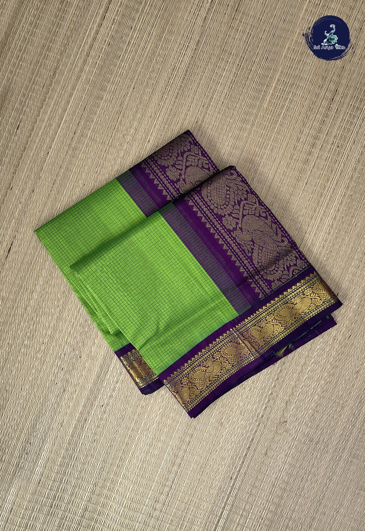 Parrot Green Checked Saree With Checked Pattern