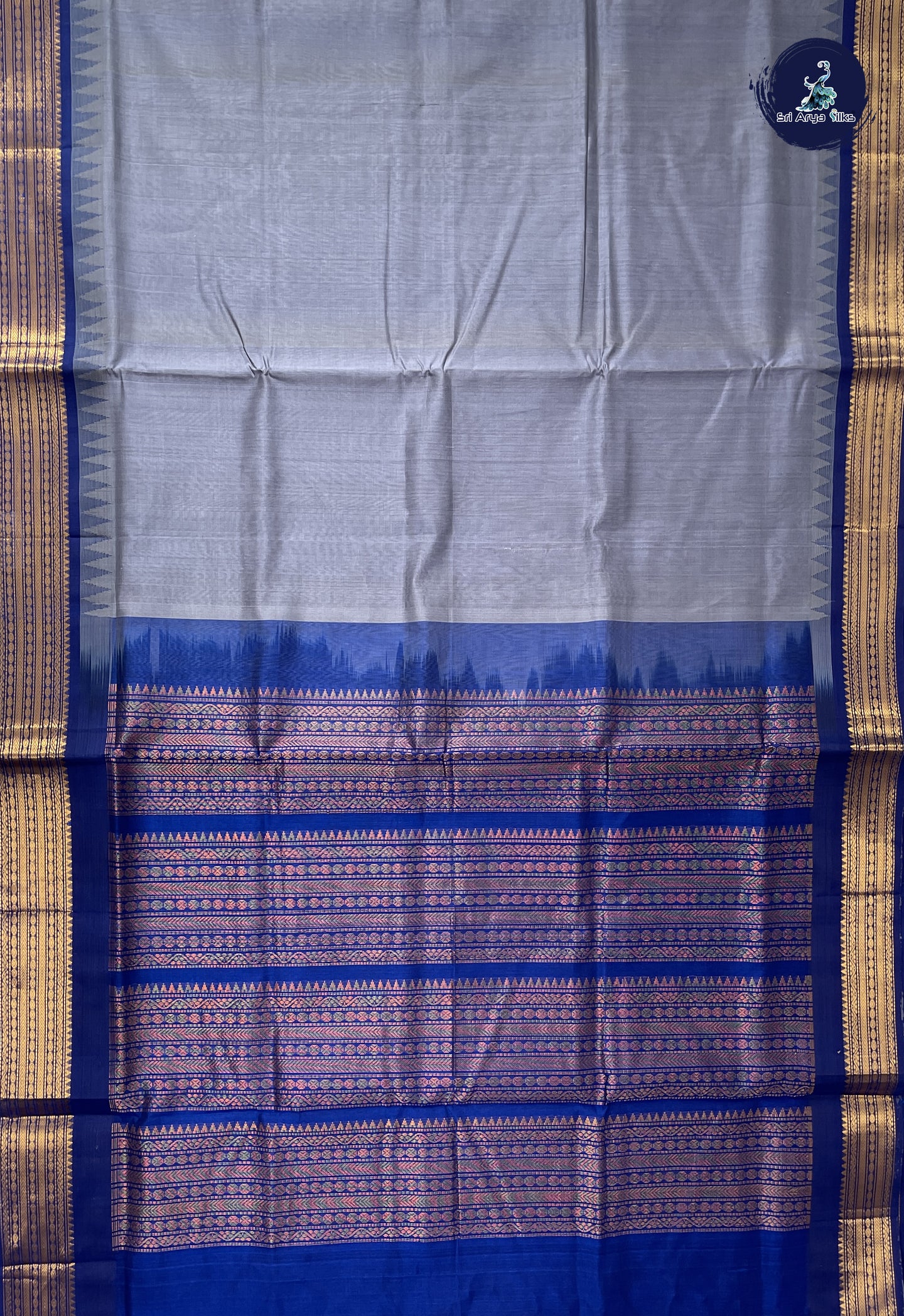 Grey Korvai Silk Cotton Saree With Plain Pattern