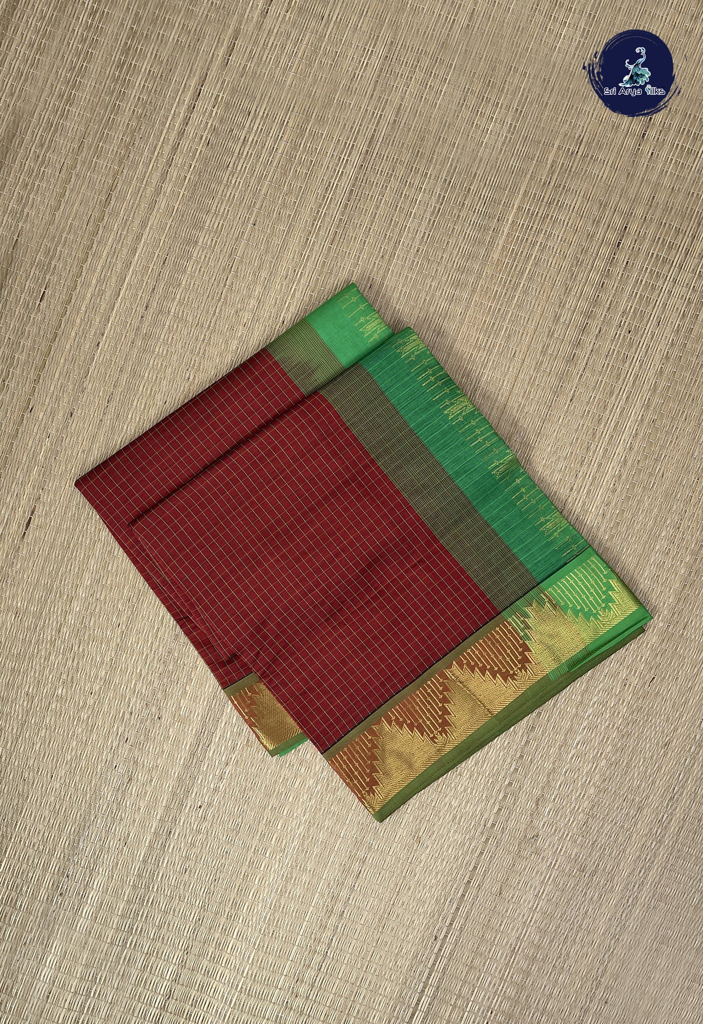 Maroon Checked Saree With Checked Pattern