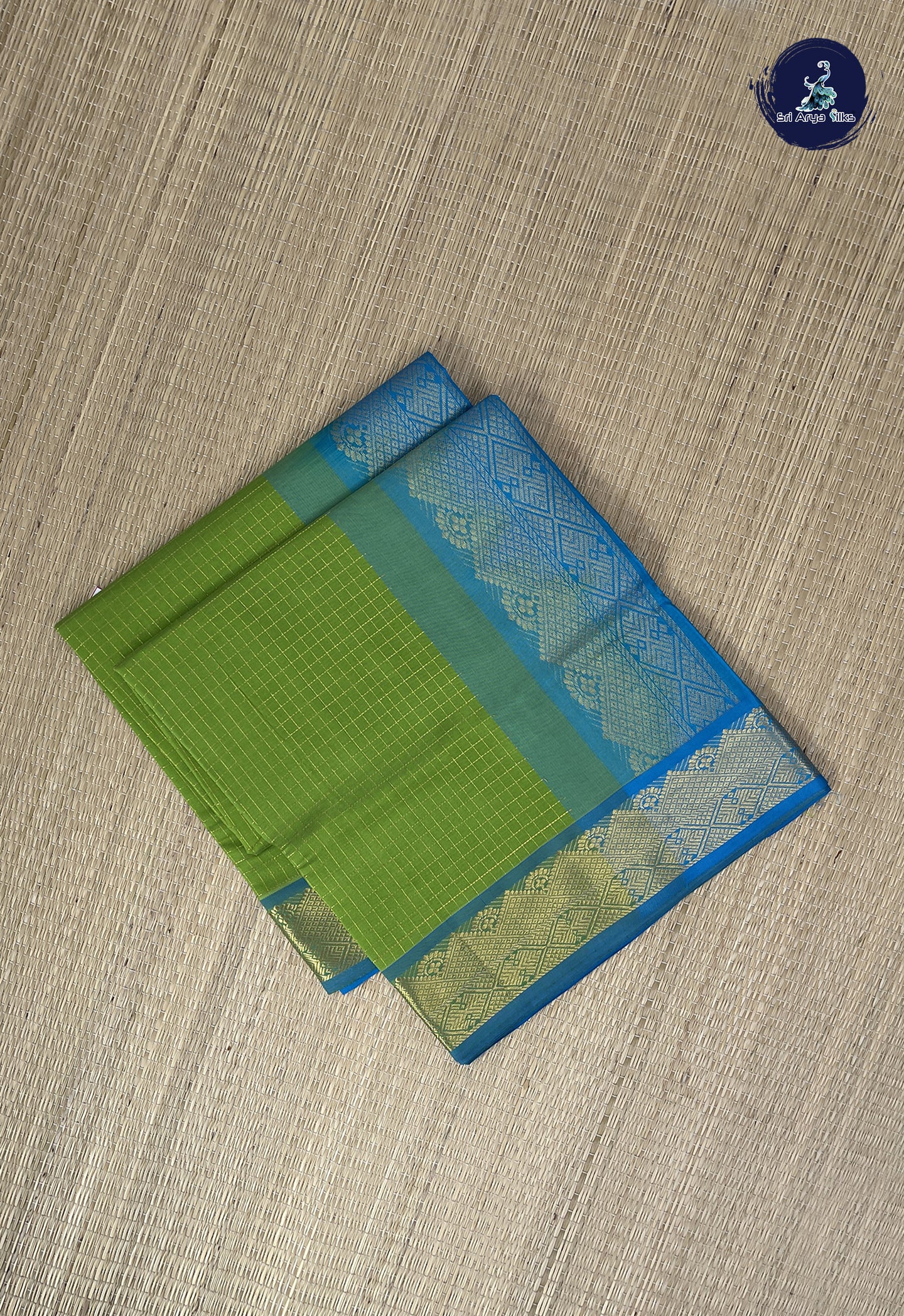 Mehendi Green Checked Saree With Checked Pattern