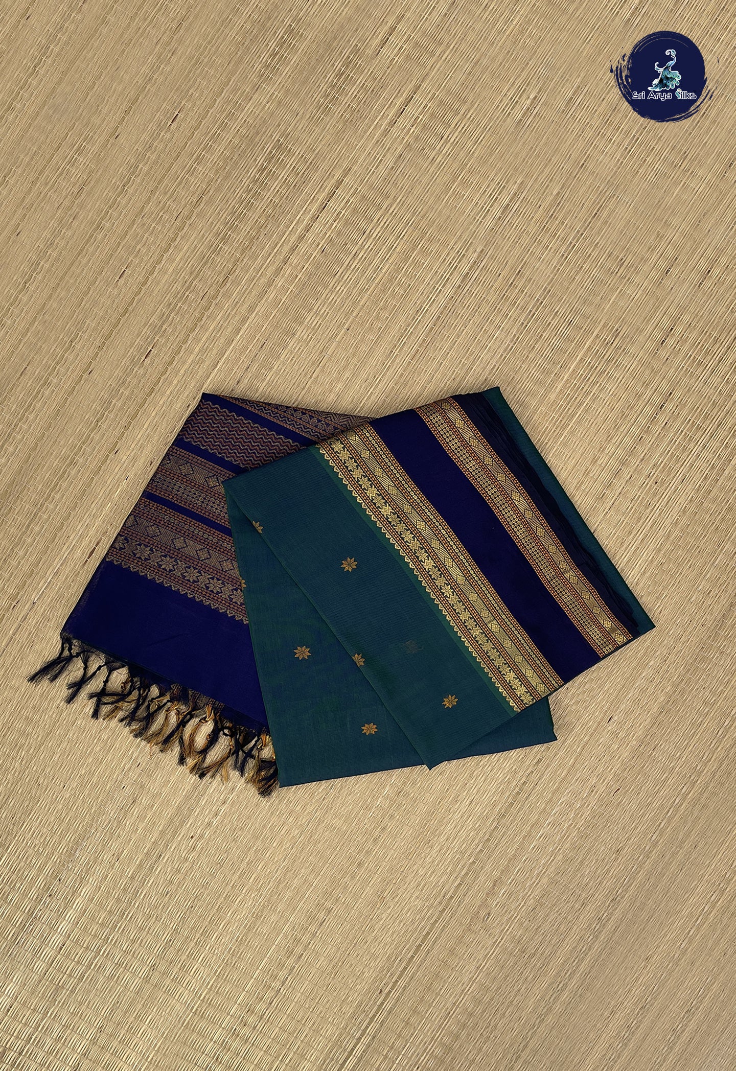 Dual Tone Green Bridal Silk Cotton Saree With Buttas Pattern