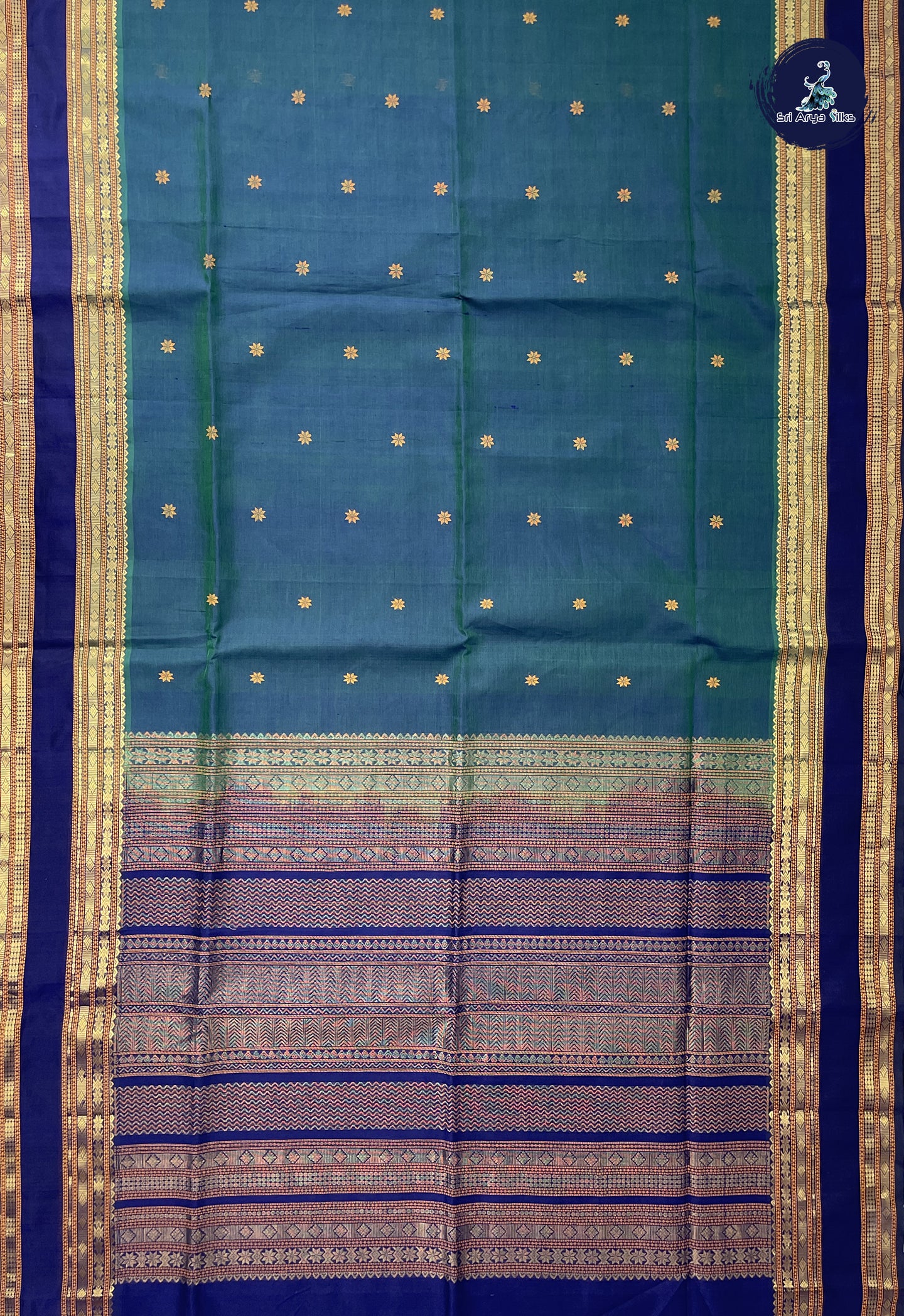 Dual Tone Green Bridal Silk Cotton Saree With Buttas Pattern