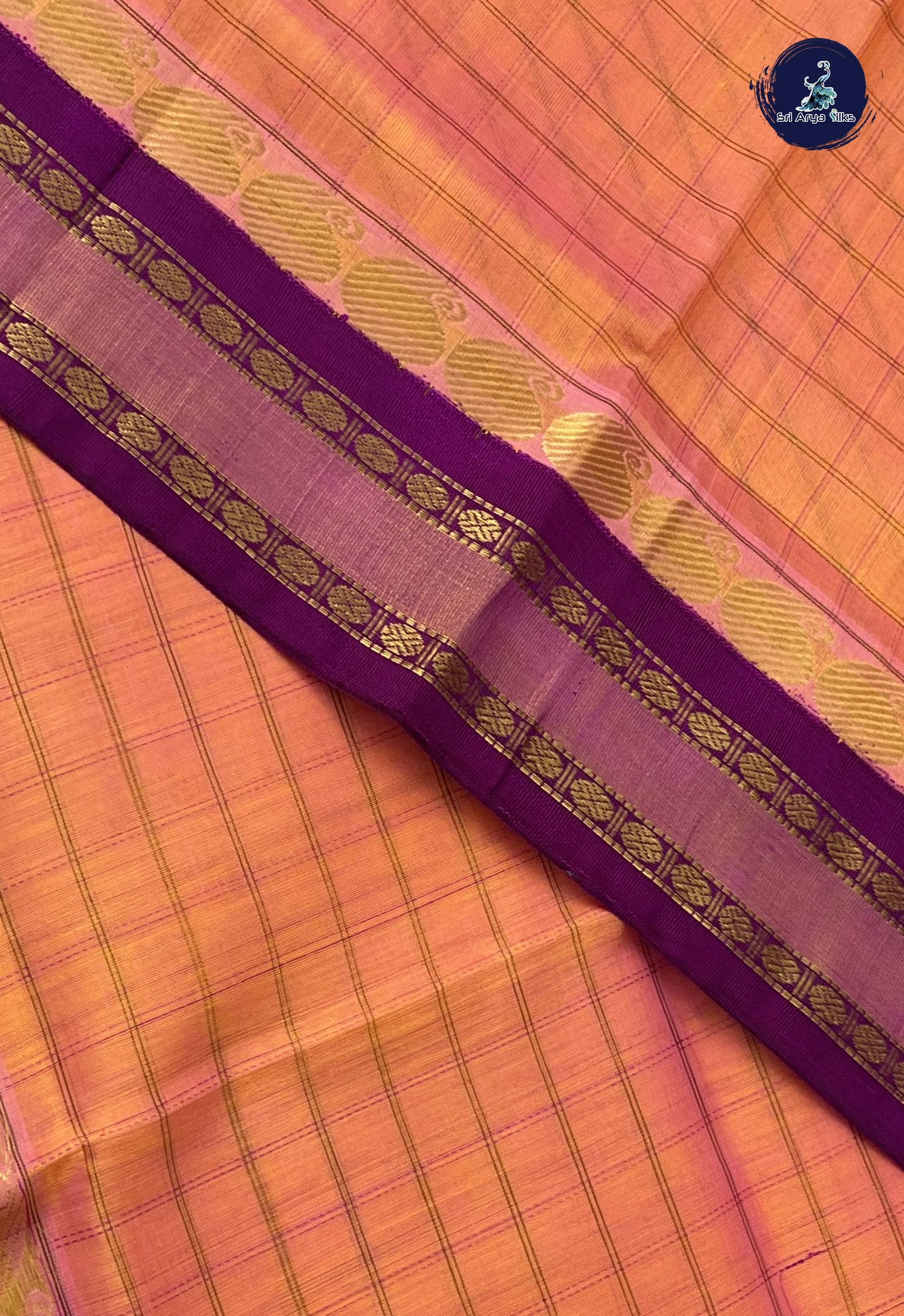 Peach Checked Saree With Checked Pattern