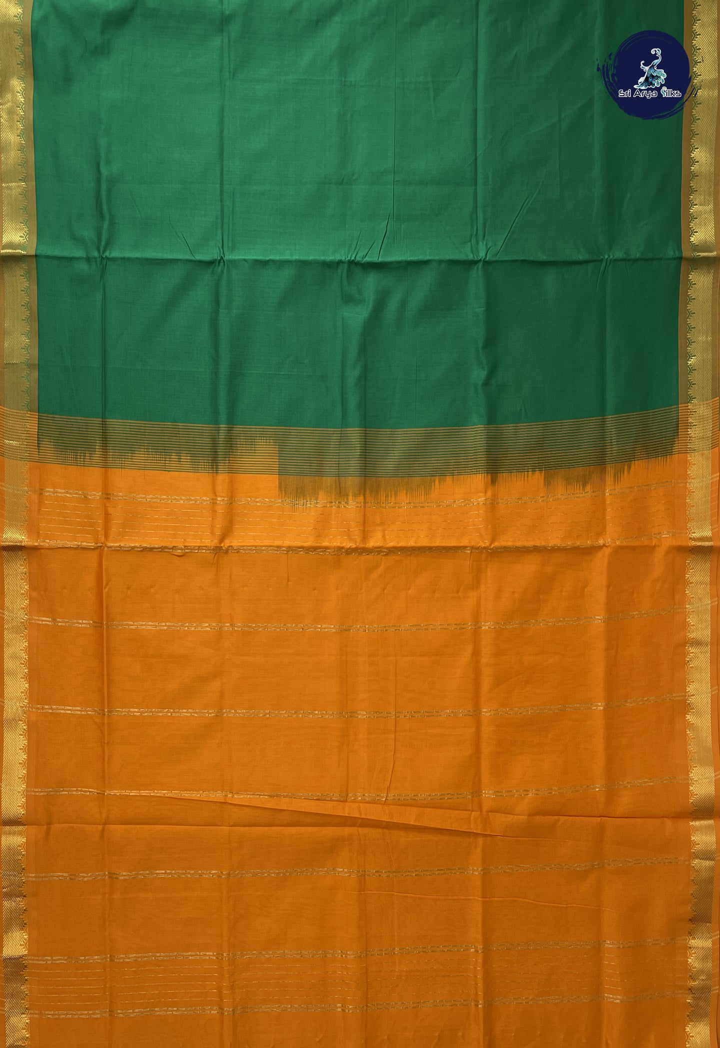Green Kanchi Semi Silk Cotton Saree With Plain Pattern