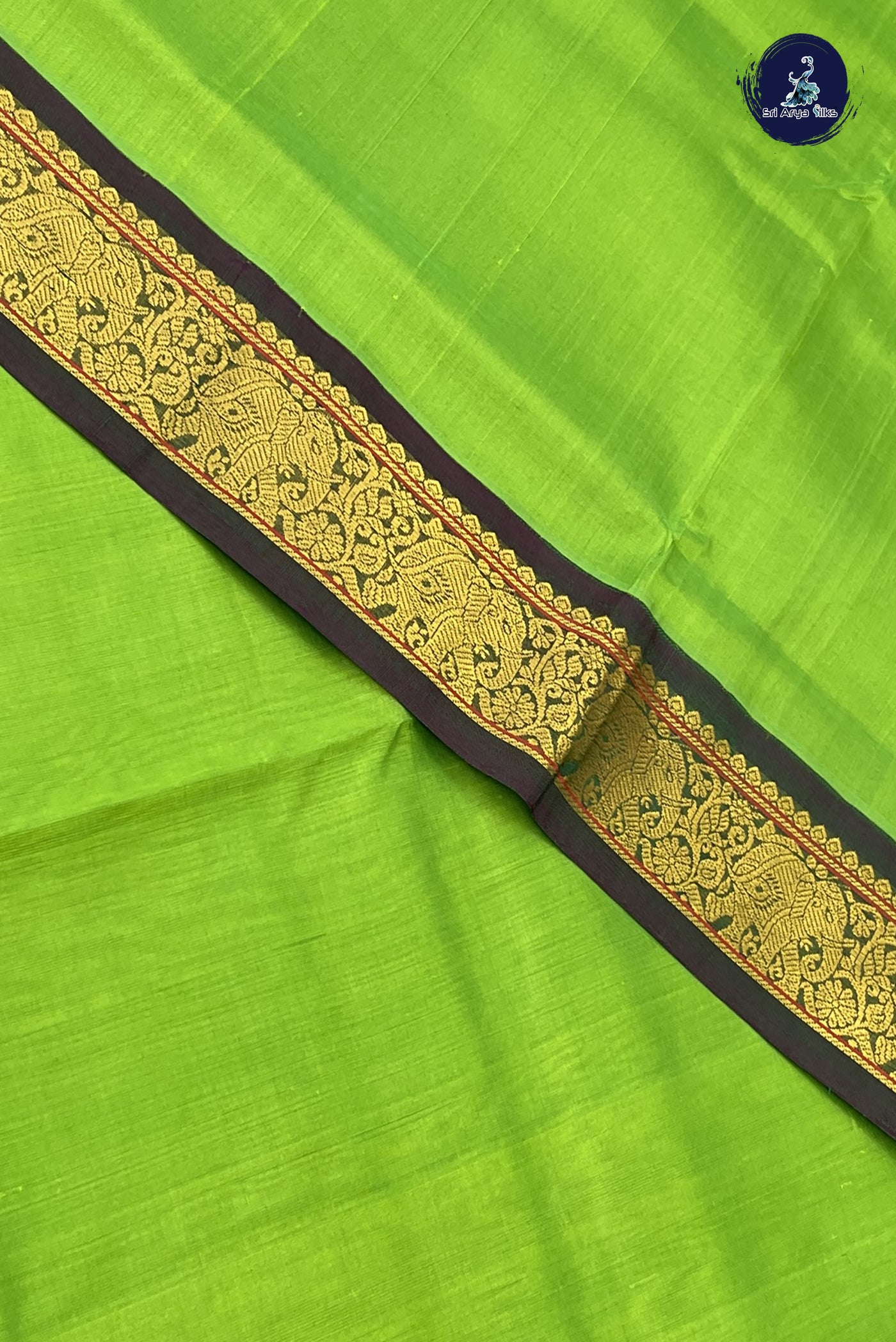Parrot Green Korvai Silk Cotton Saree With Plain Pattern