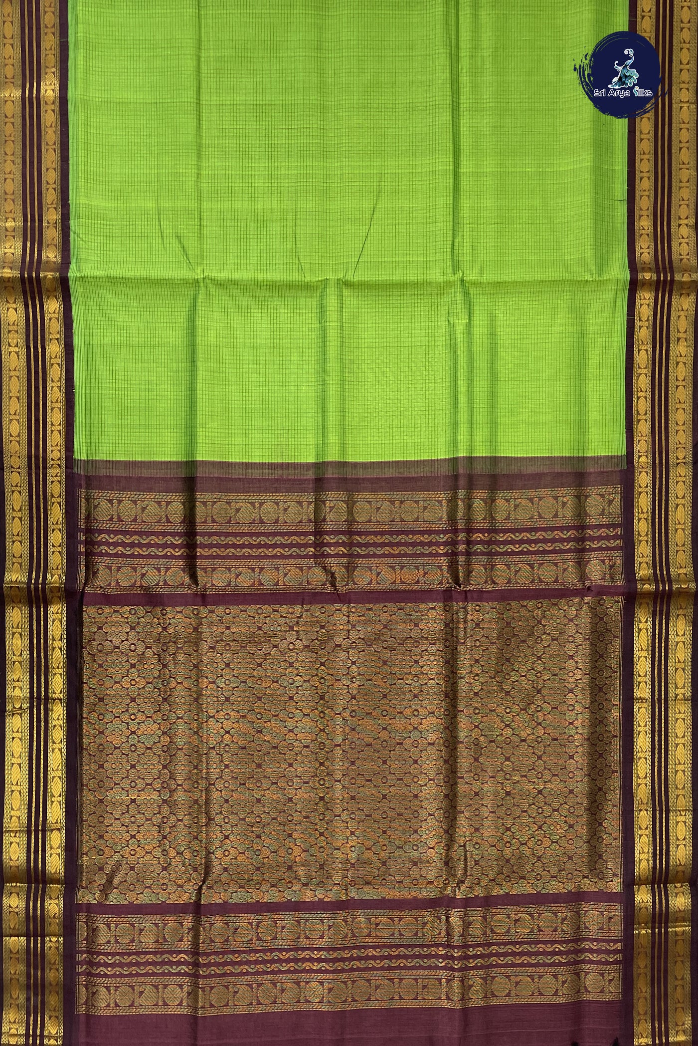 Light Green Checked Saree With Checked Pattern