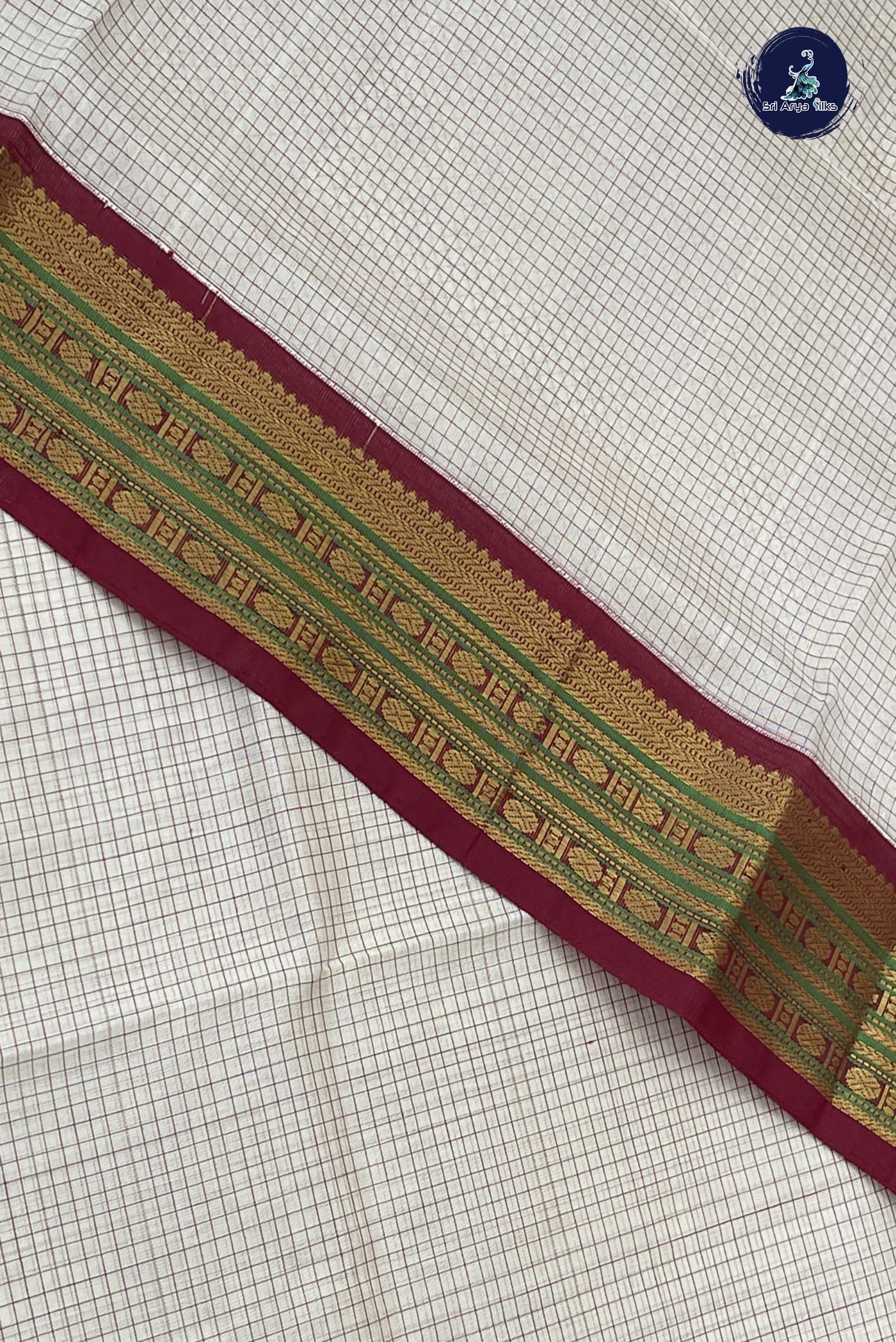 Off White Checked Saree With Checked Pattern