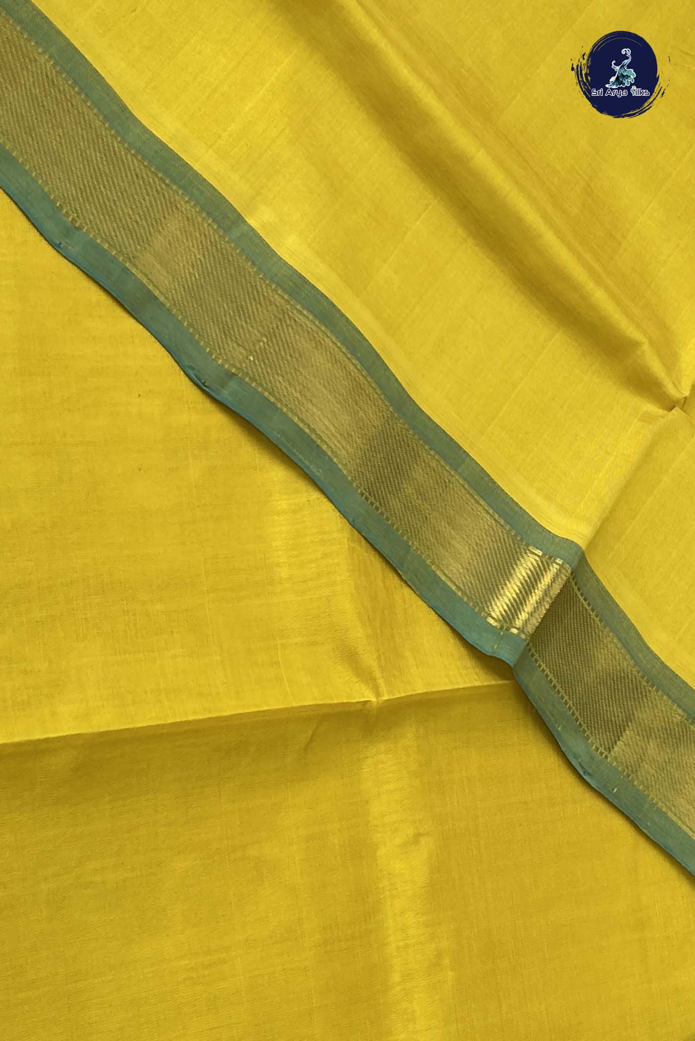 Yellow Simple Silk Cotton Saree With Plain Pattern