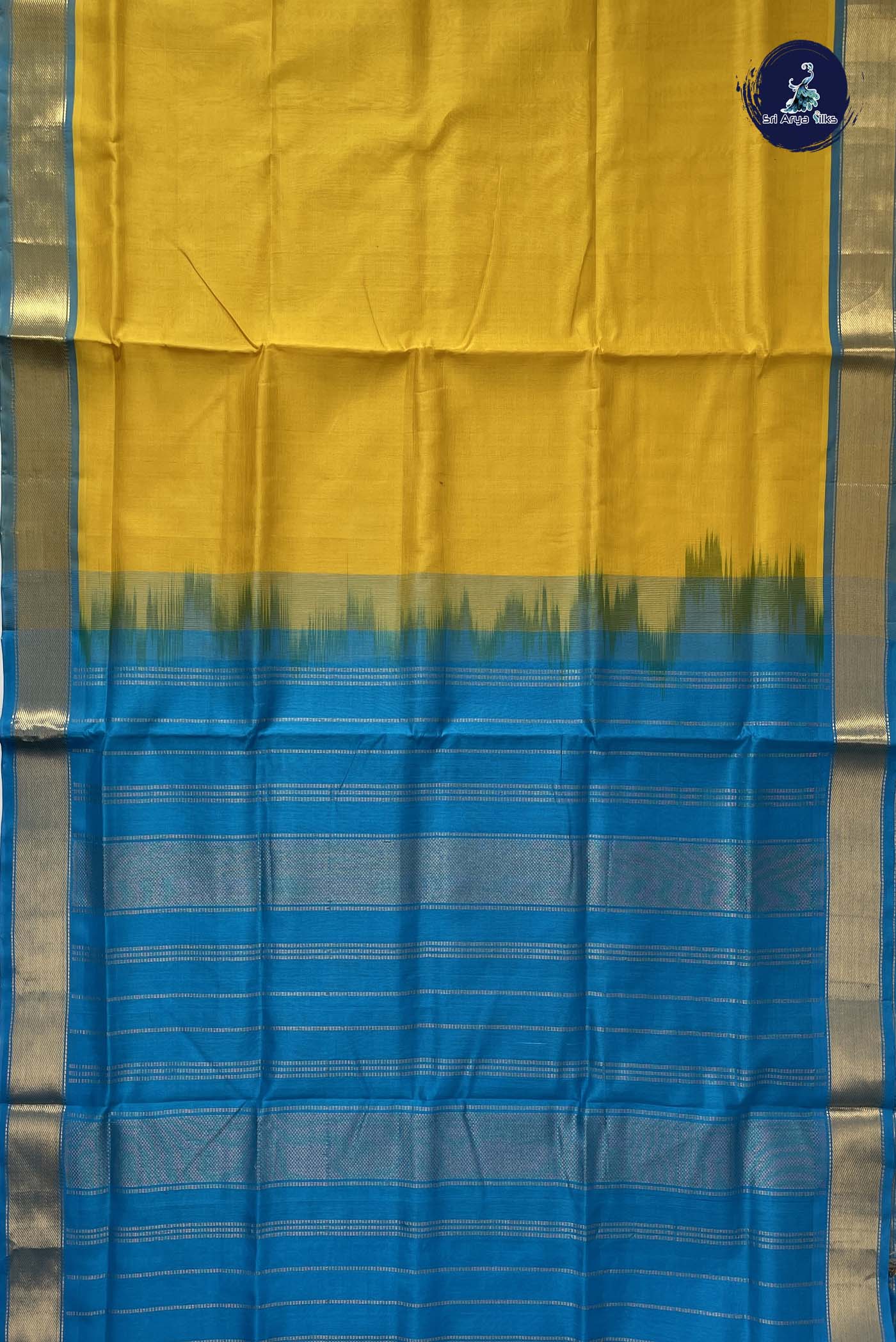 Yellow Simple Silk Cotton Saree With Plain Pattern