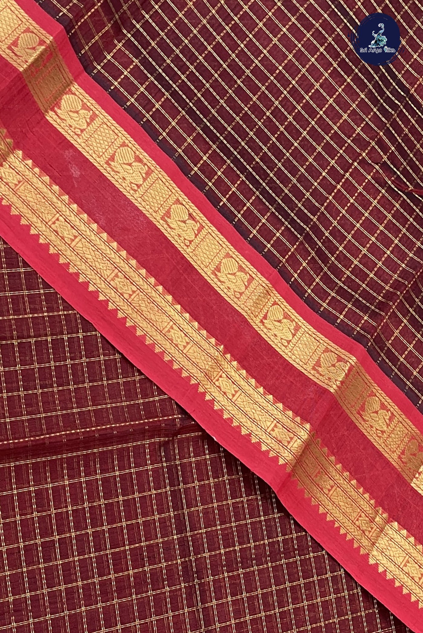 Dual Tone Maroon Checked Saree With Zari Checked Pattern