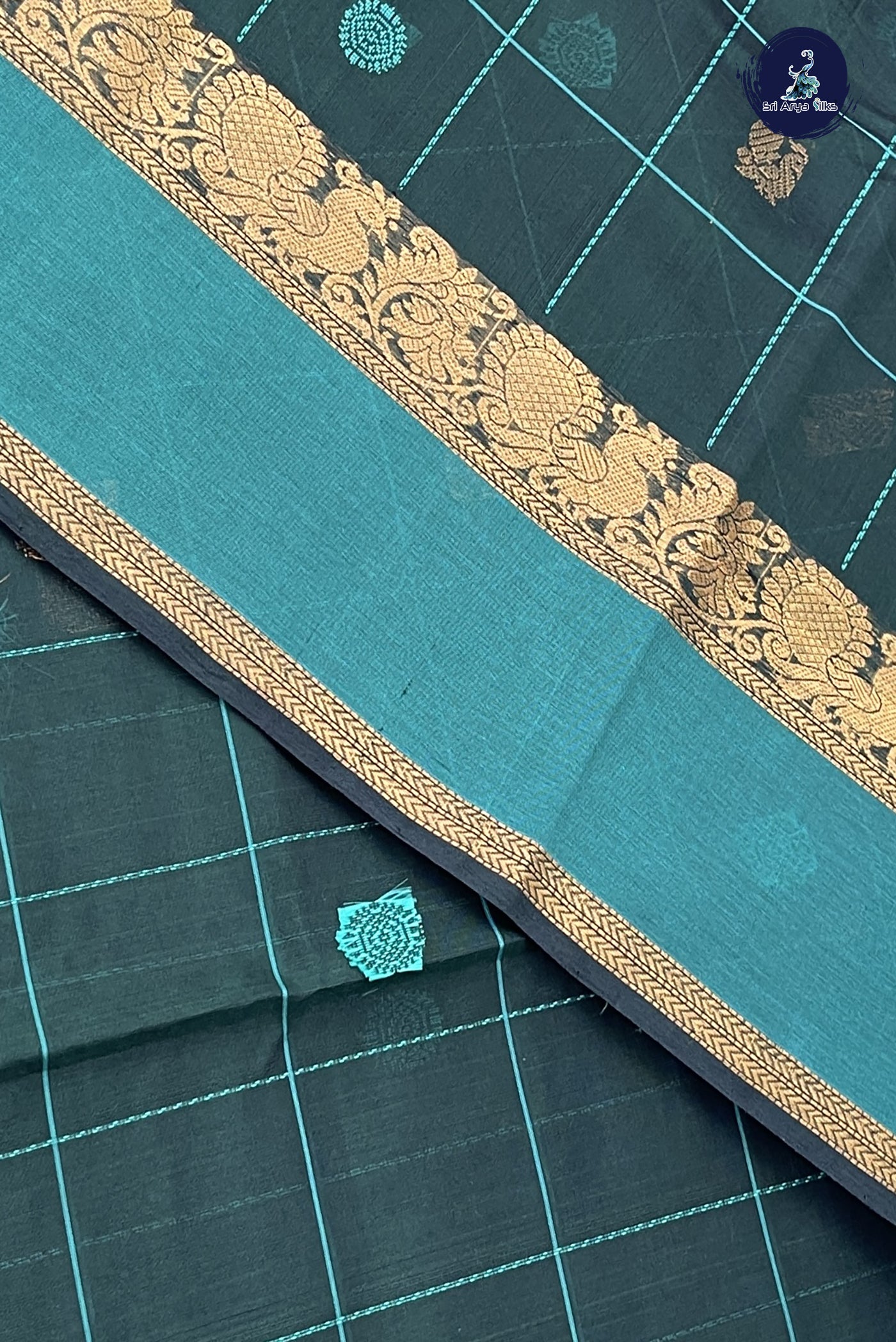 Dark Green Simple Silk Cotton Saree With Checked Pattern