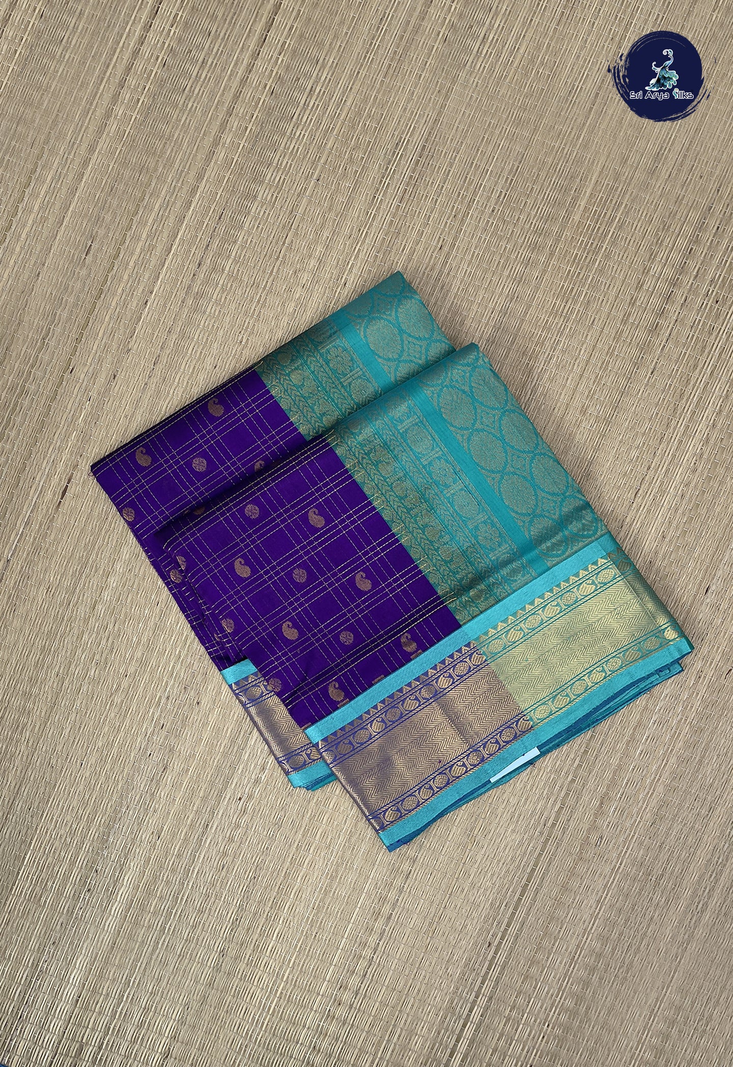 Dark Violet Checked Saree With Zari Checked Pattern