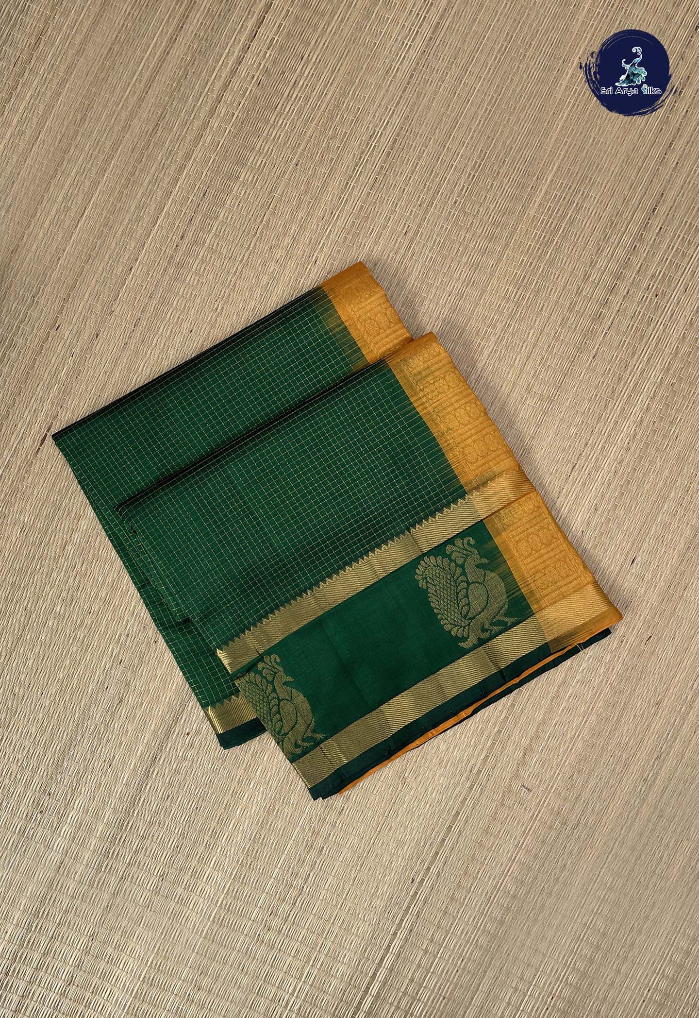 Bottle Green Checked Saree With Zari Checked Pattern
