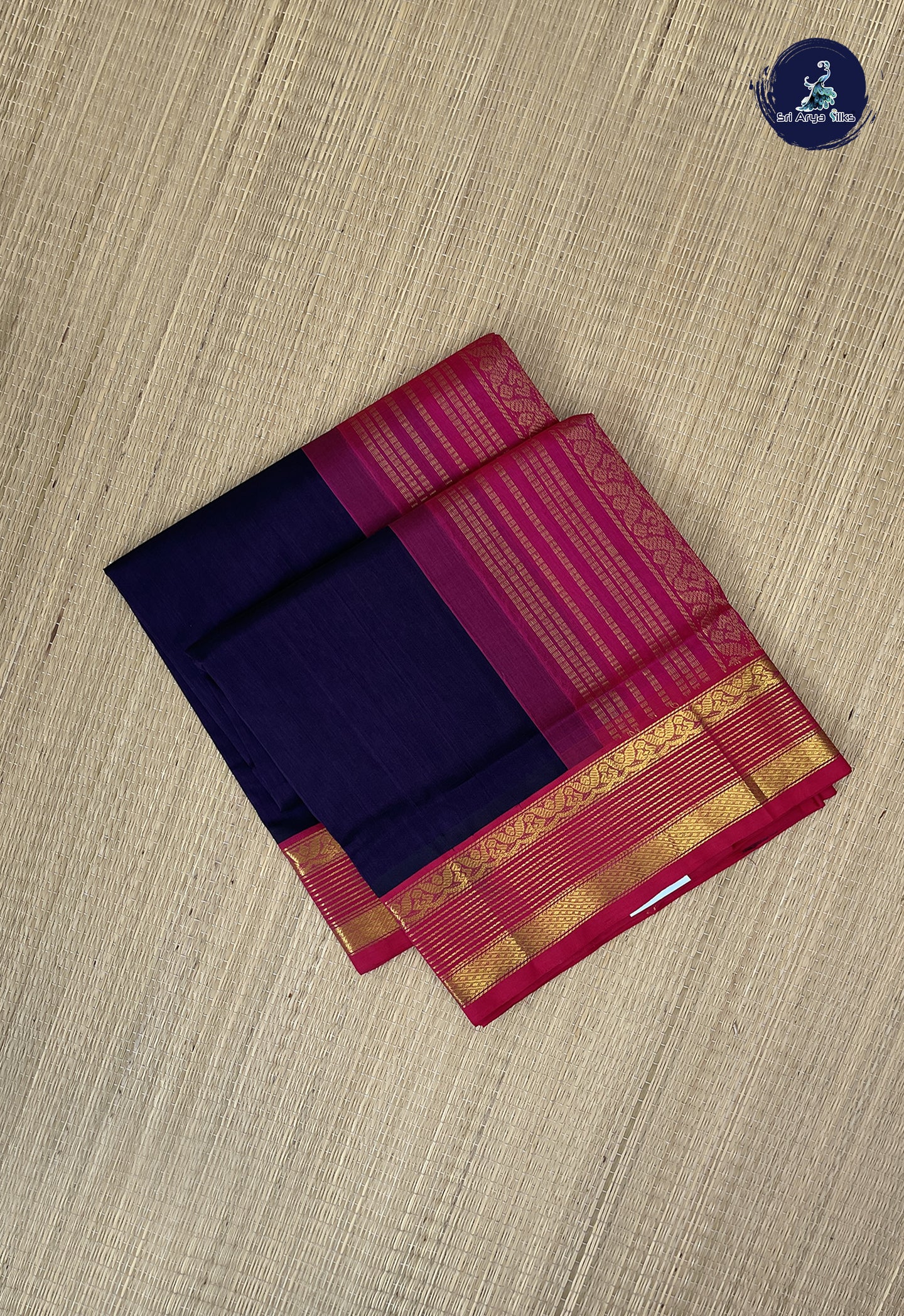 Dark Plum Korvai Silk Cotton Saree With Plain Pattern