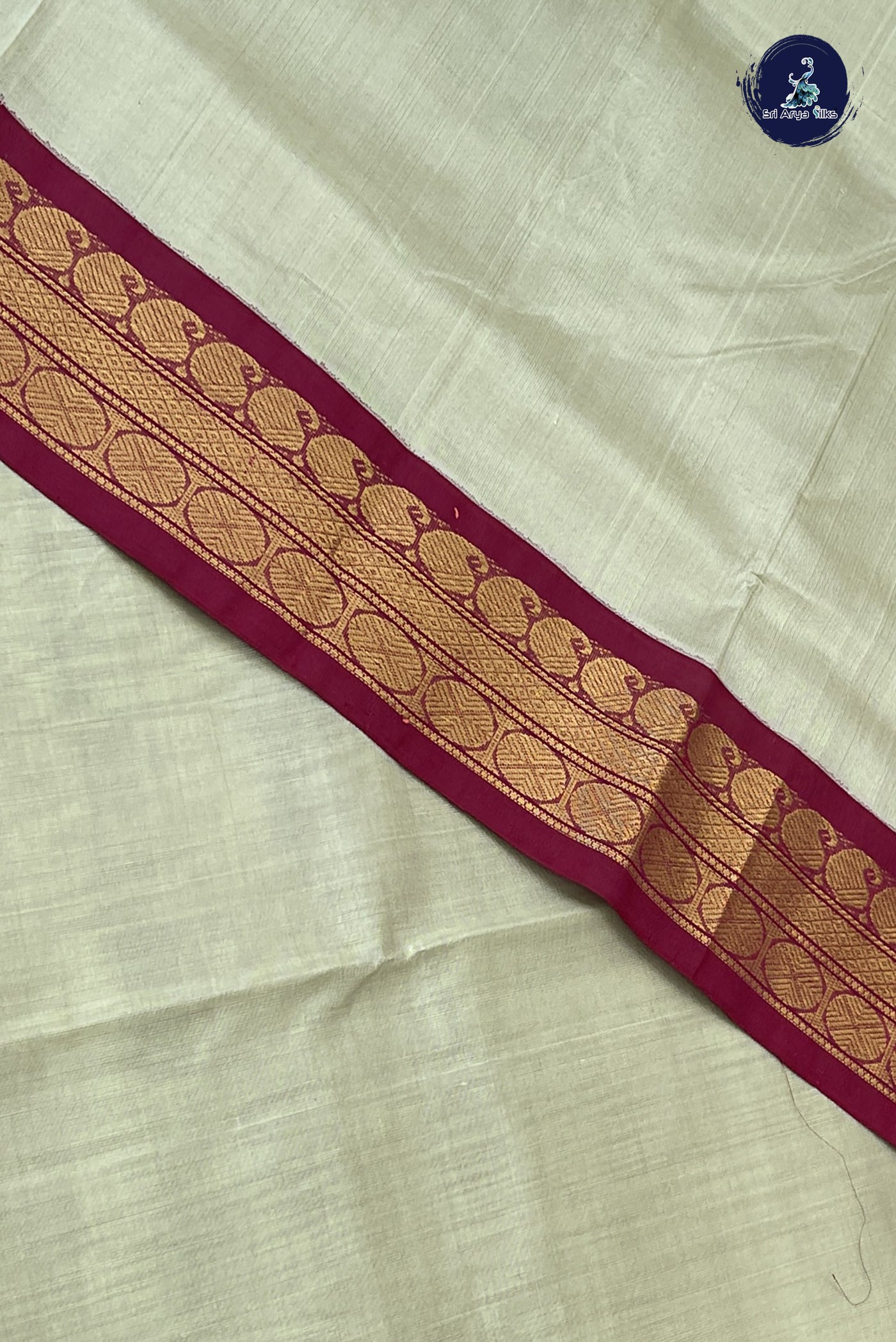 Elaichi Green Korvai Silk Cotton Saree With Plain Pattern
