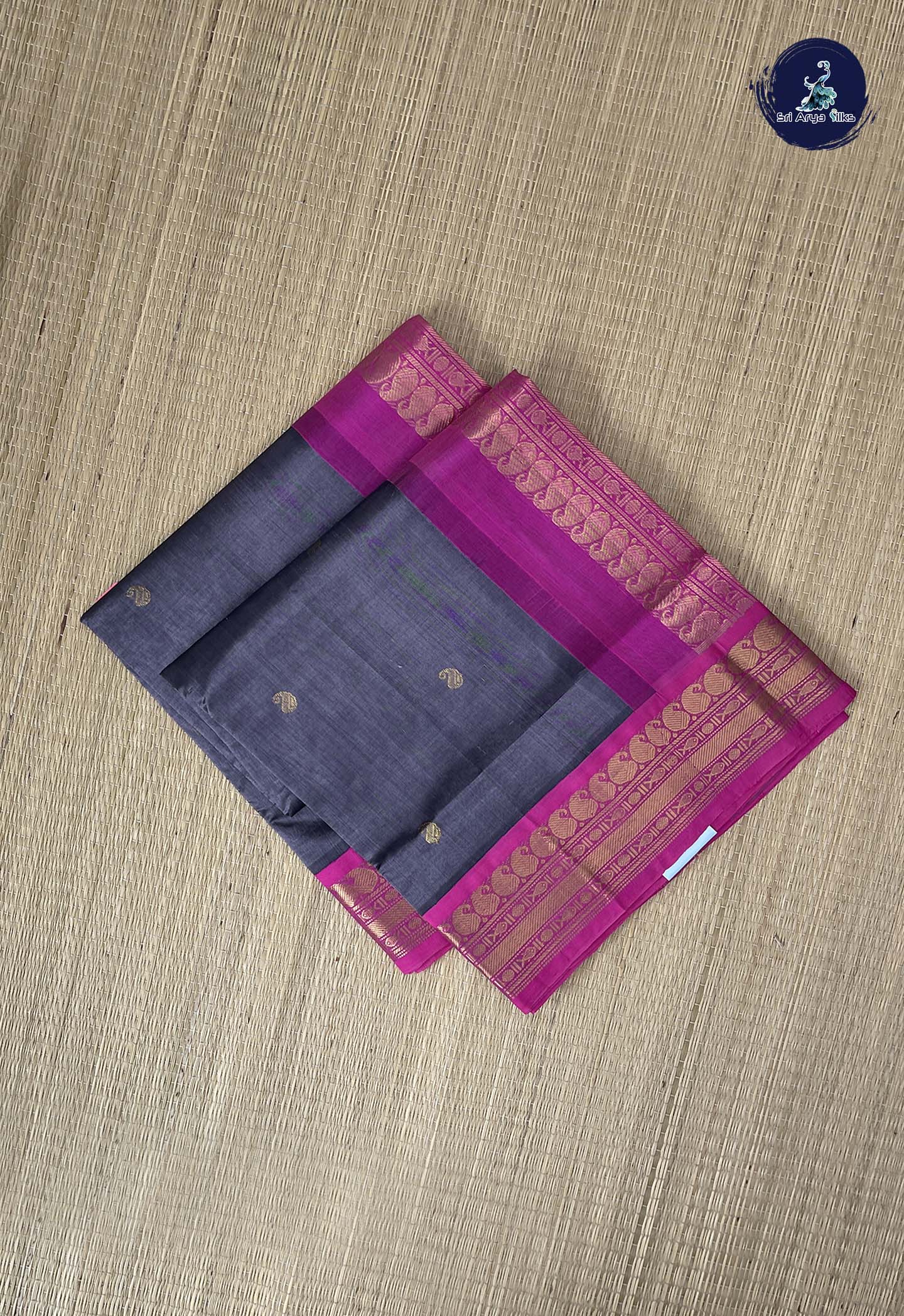 Grey Korvai Silk Cotton Saree With Zari Buttas Pattern