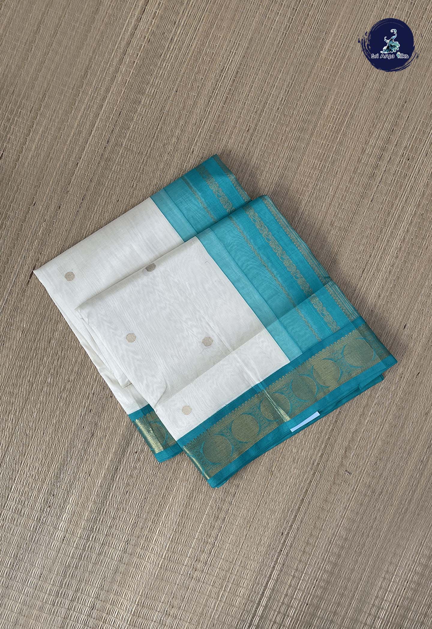 Off White Korvai Silk Cotton Saree With Zari Buttas Pattern