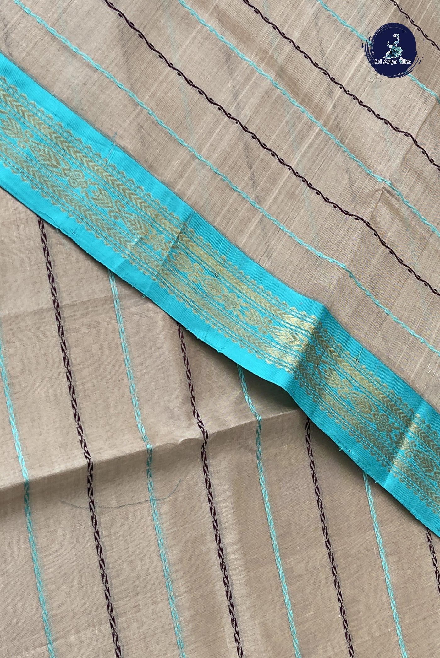 Beige Korvai Silk Cotton Saree With Veldhari Stripes Pattern
