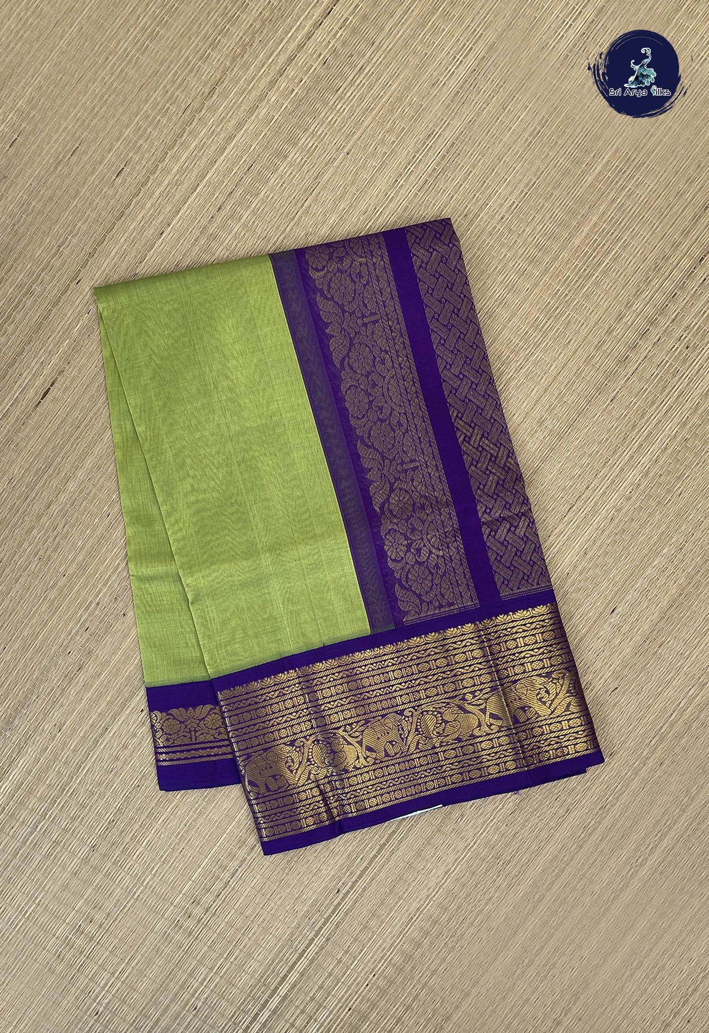 Green Korvai Silk Cotton Saree With Plain Pattern