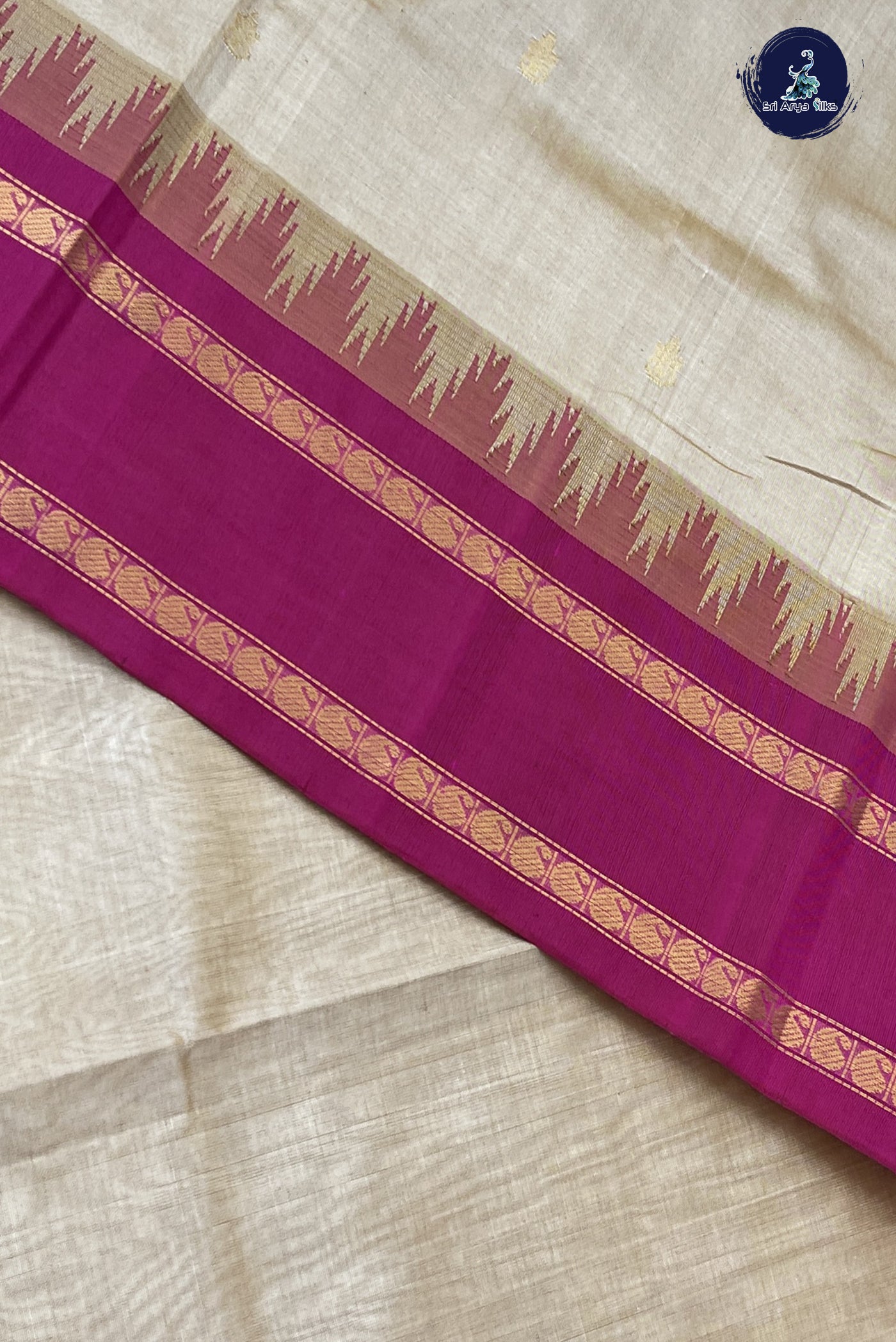Beige Korvai Silk Cotton Saree With Zari Buttas Pattern