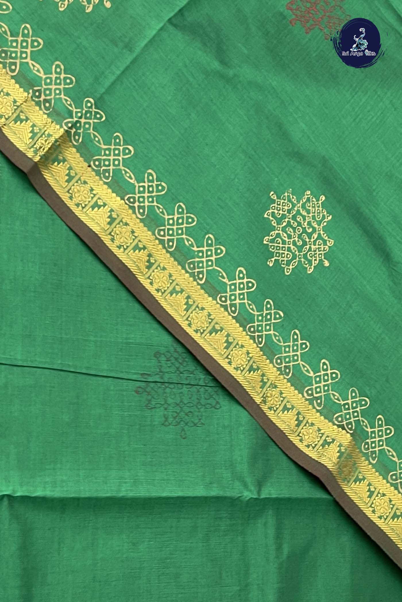Green Kanchi Semi Silk Cotton Saree With Printed Pattern