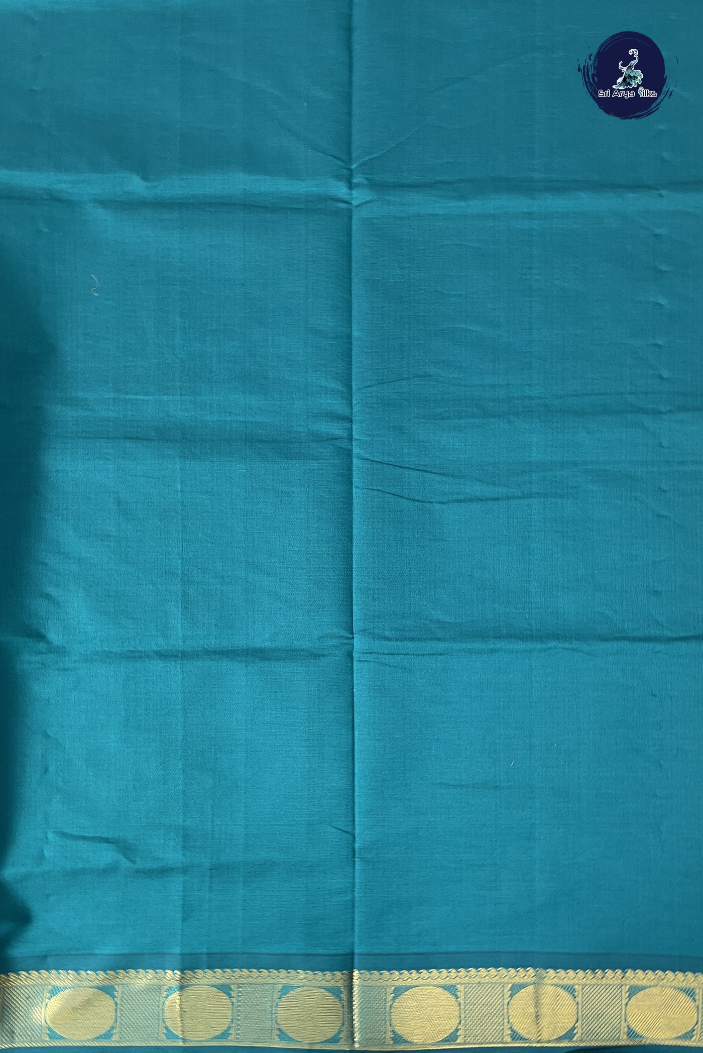 Green Kanchi Semi Silk Cotton Saree With Plain Pattern