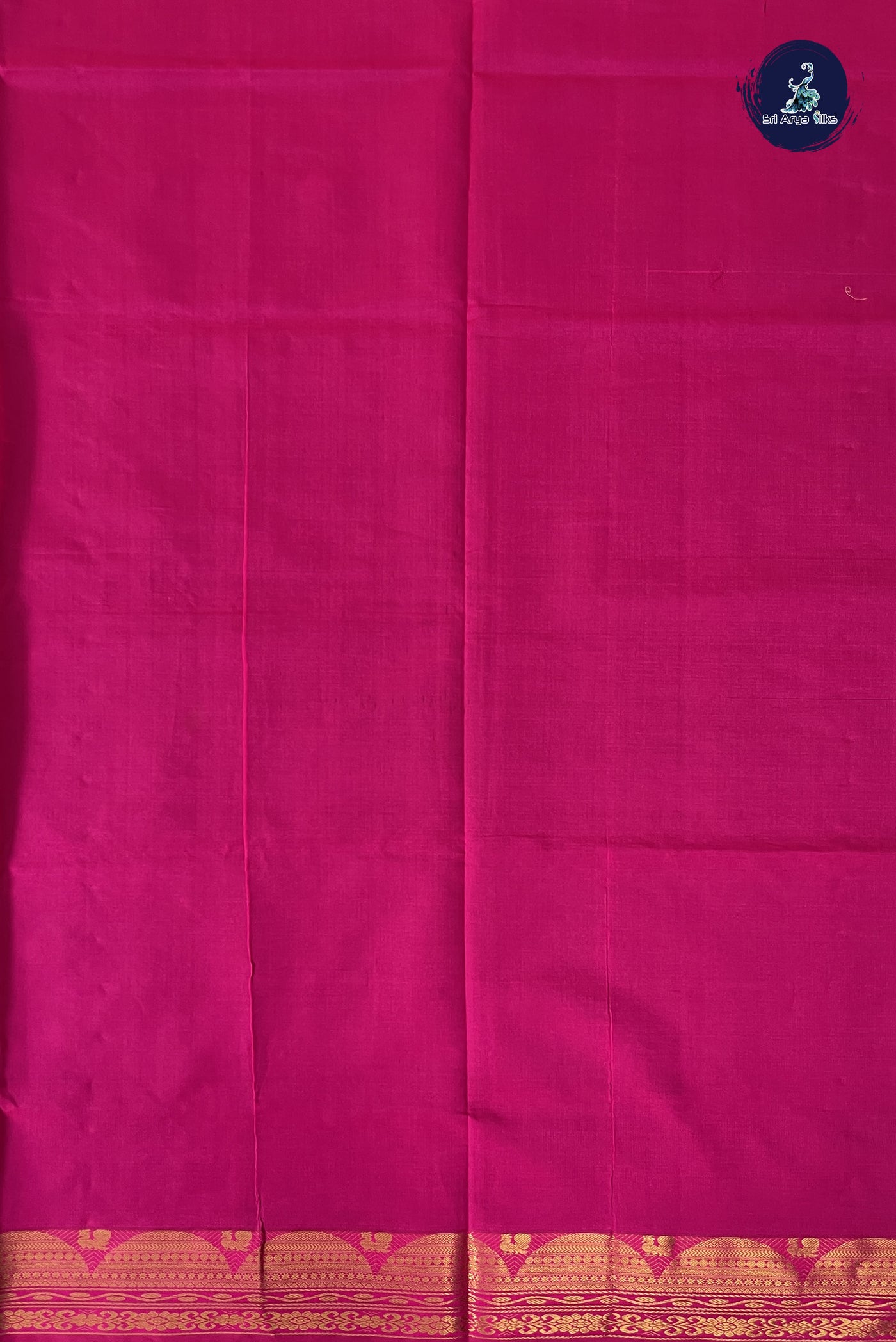 Green Kanchi Semi Silk Cotton Saree With Plain Pattern