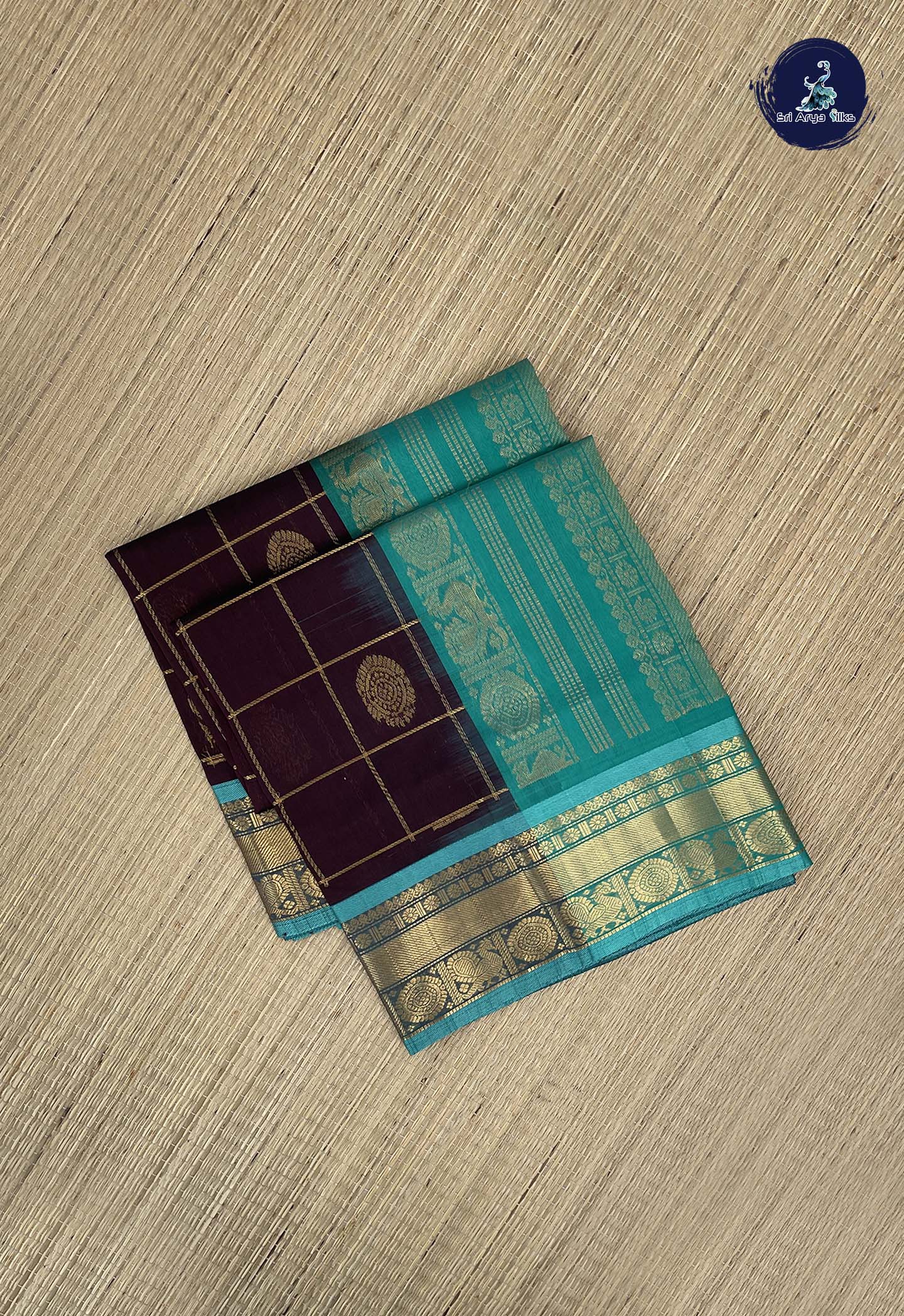 Coffee Brown Checked Saree With Mayil Chakram Butta Pattern