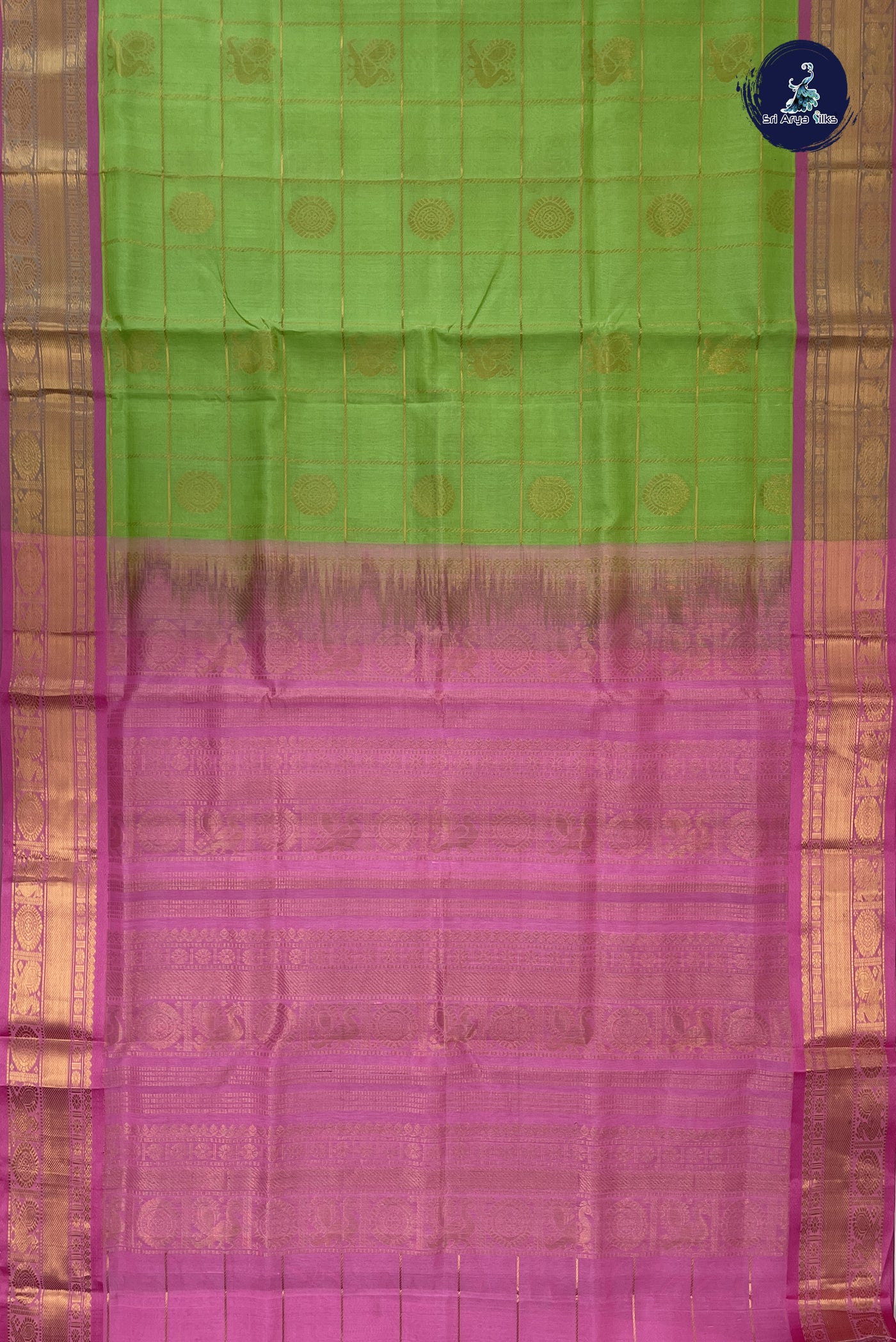 Light Green Checked Saree With Mayil Chakram Butta Pattern