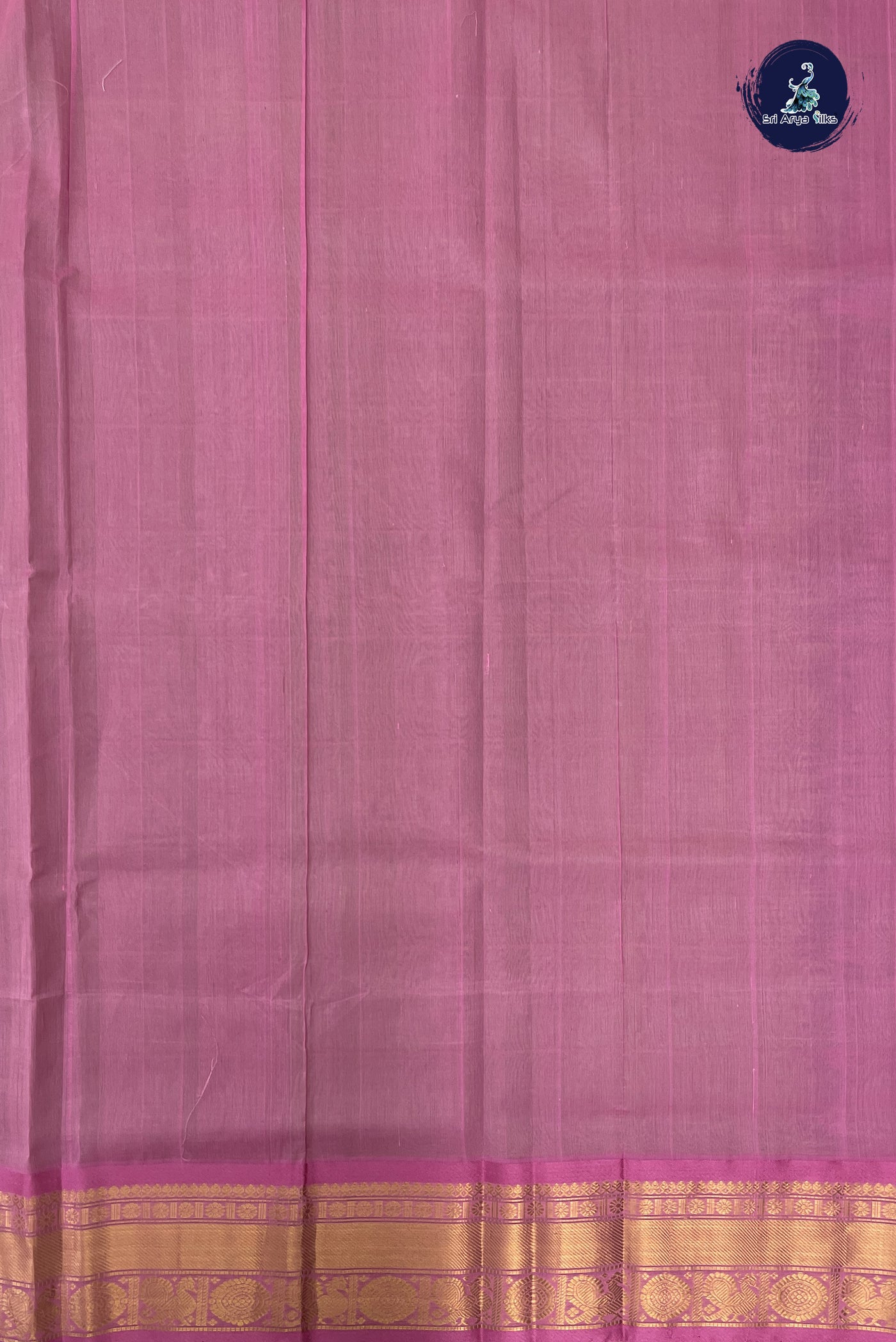 Light Green Checked Saree With Mayil Chakram Butta Pattern