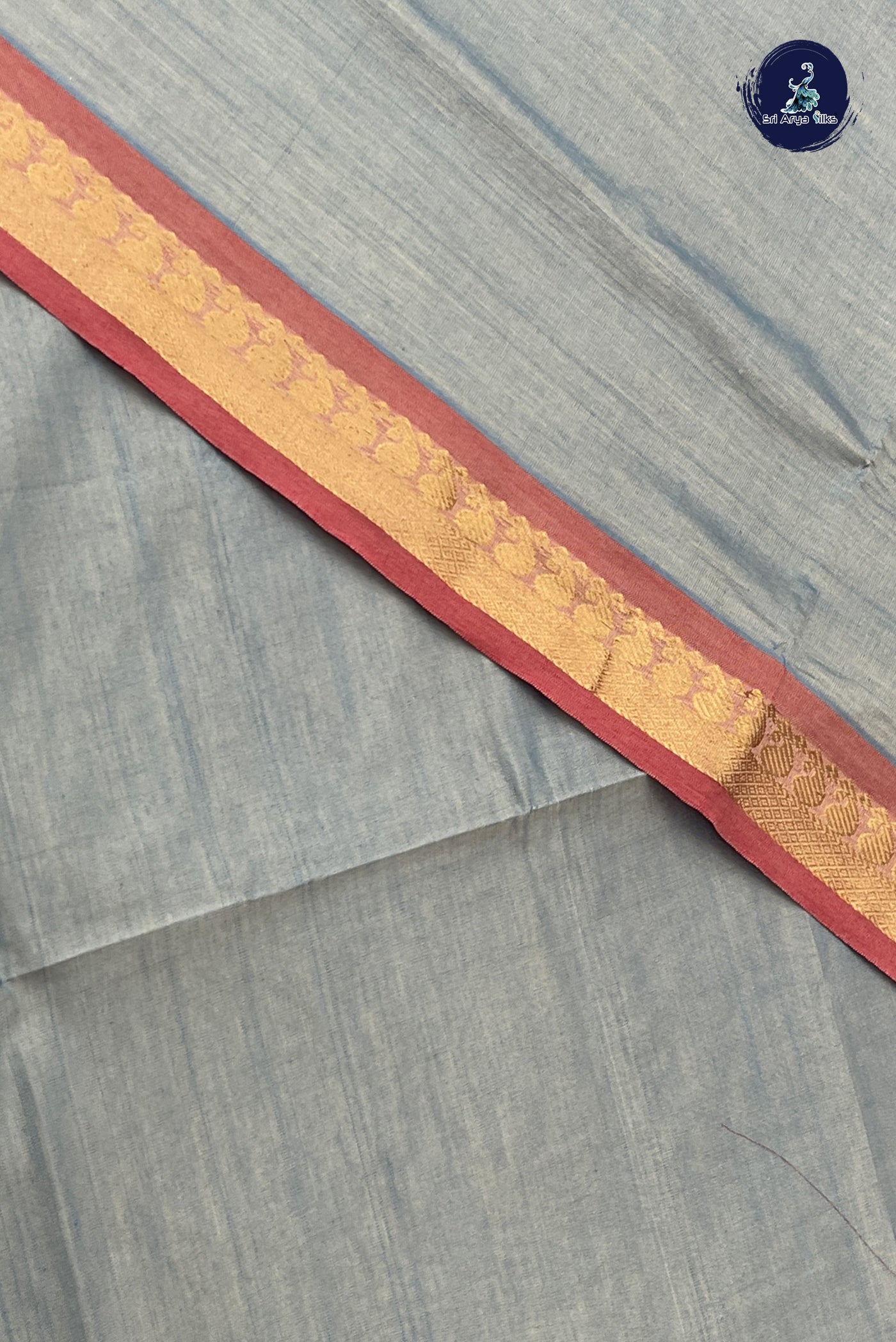 Silver Grey Kanchi Semi Silk Cotton Saree With Plain Pattern