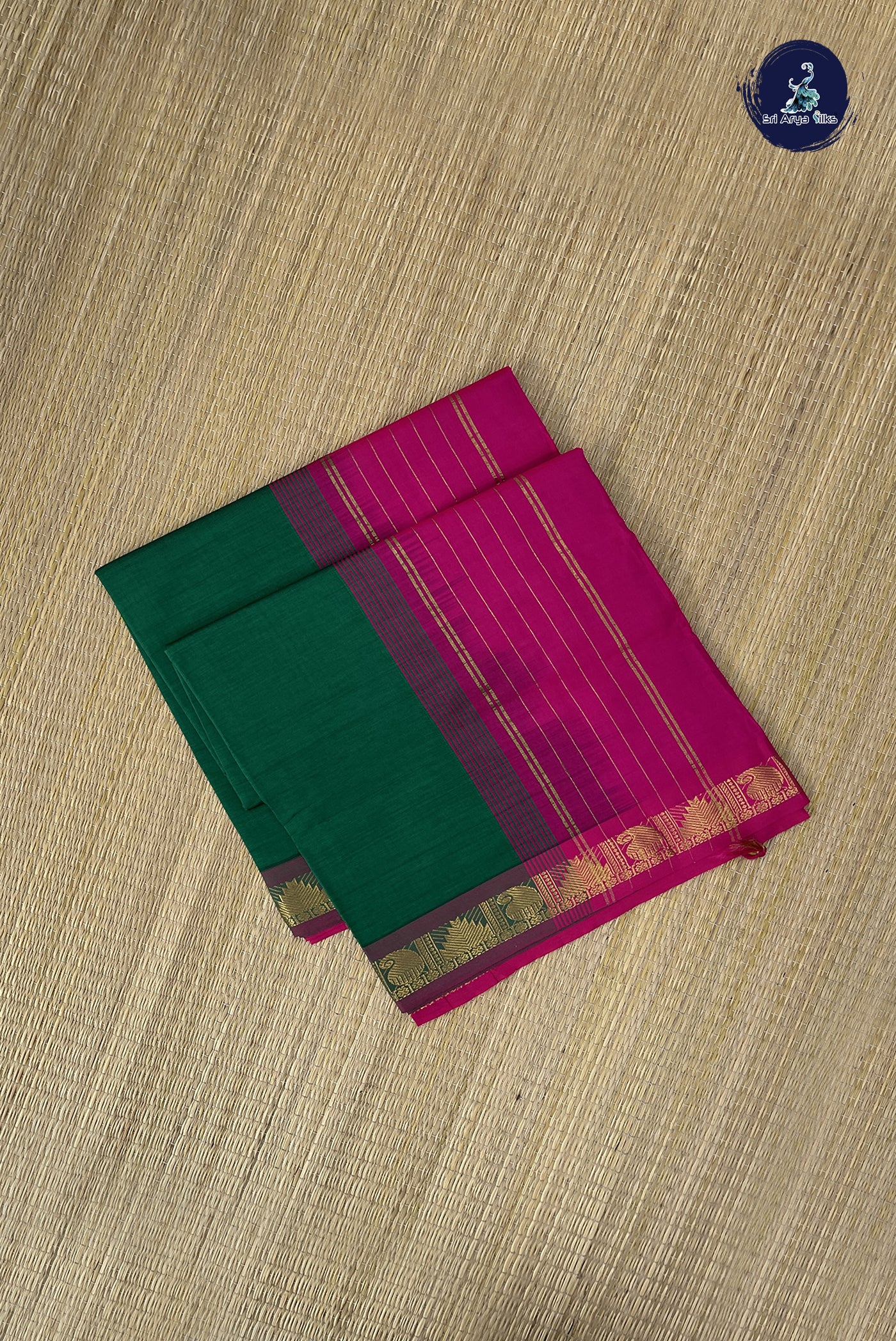 Dark Green Kanchi Semi Silk Cotton Saree With Plain Pattern