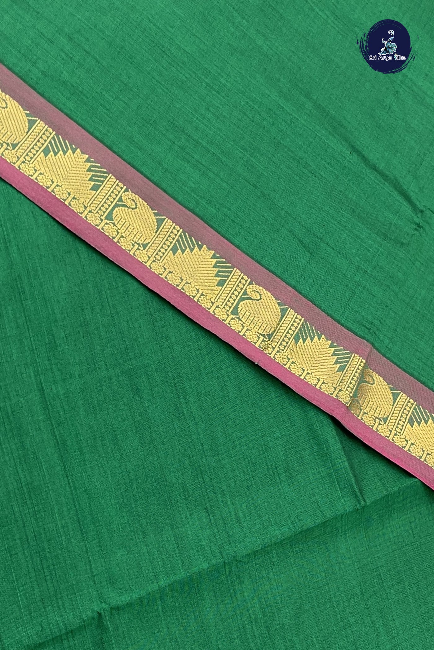 Dark Green Kanchi Semi Silk Cotton Saree With Plain Pattern