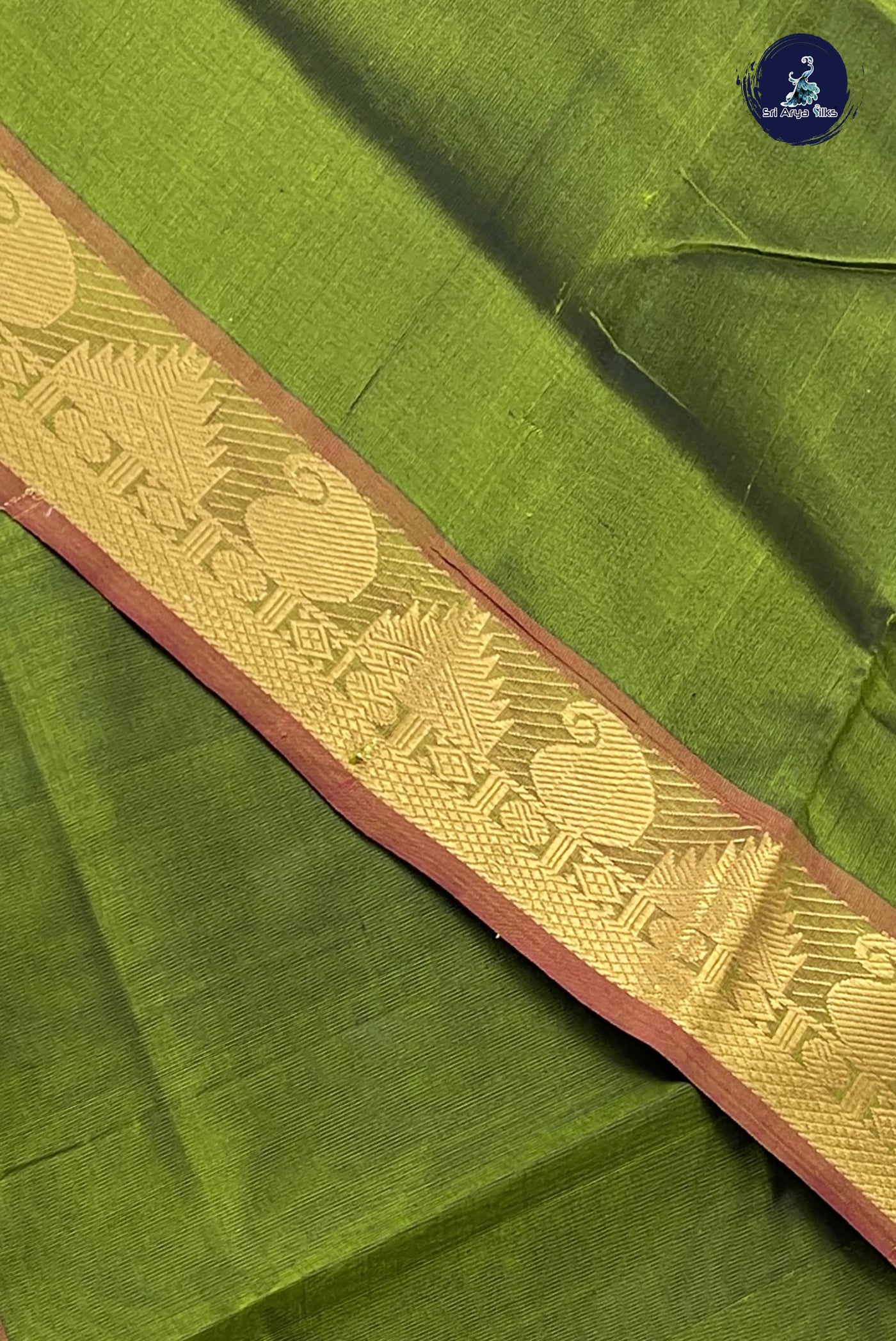 Dual Tone Mehendi Green Simple Silk Cotton Saree With Plain Pattern