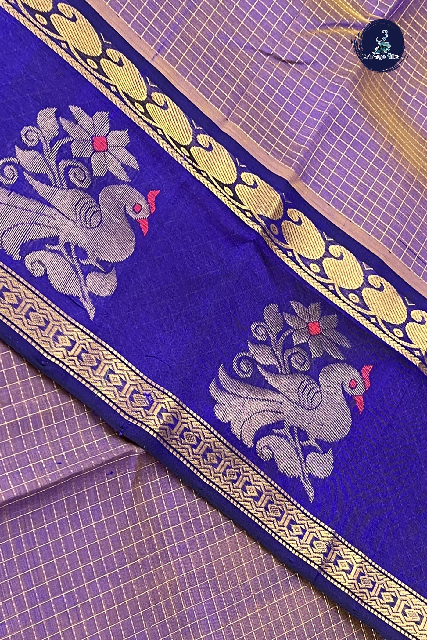 Lavender Checked Saree With Zari Checked Pattern