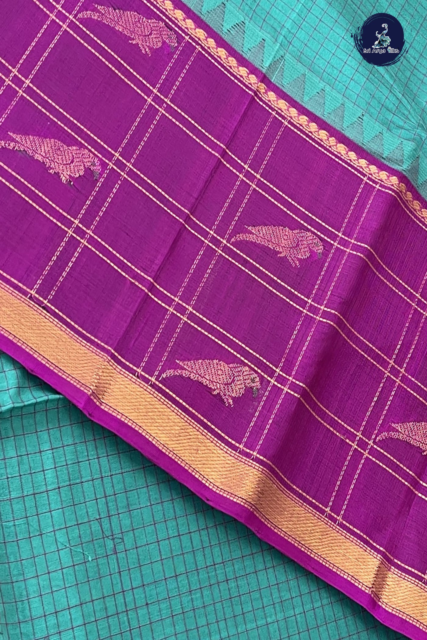 Teal Checked Saree With Checked Pattern