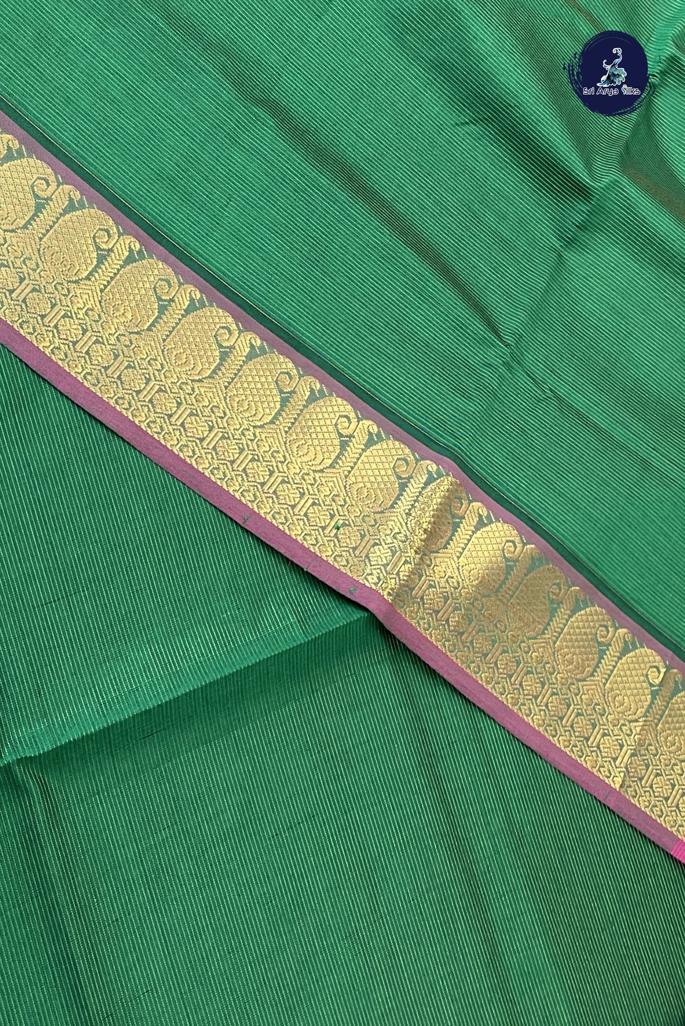 Dark Green Kanchi Semi Silk Cotton Saree With Vaira Oosi Pattern