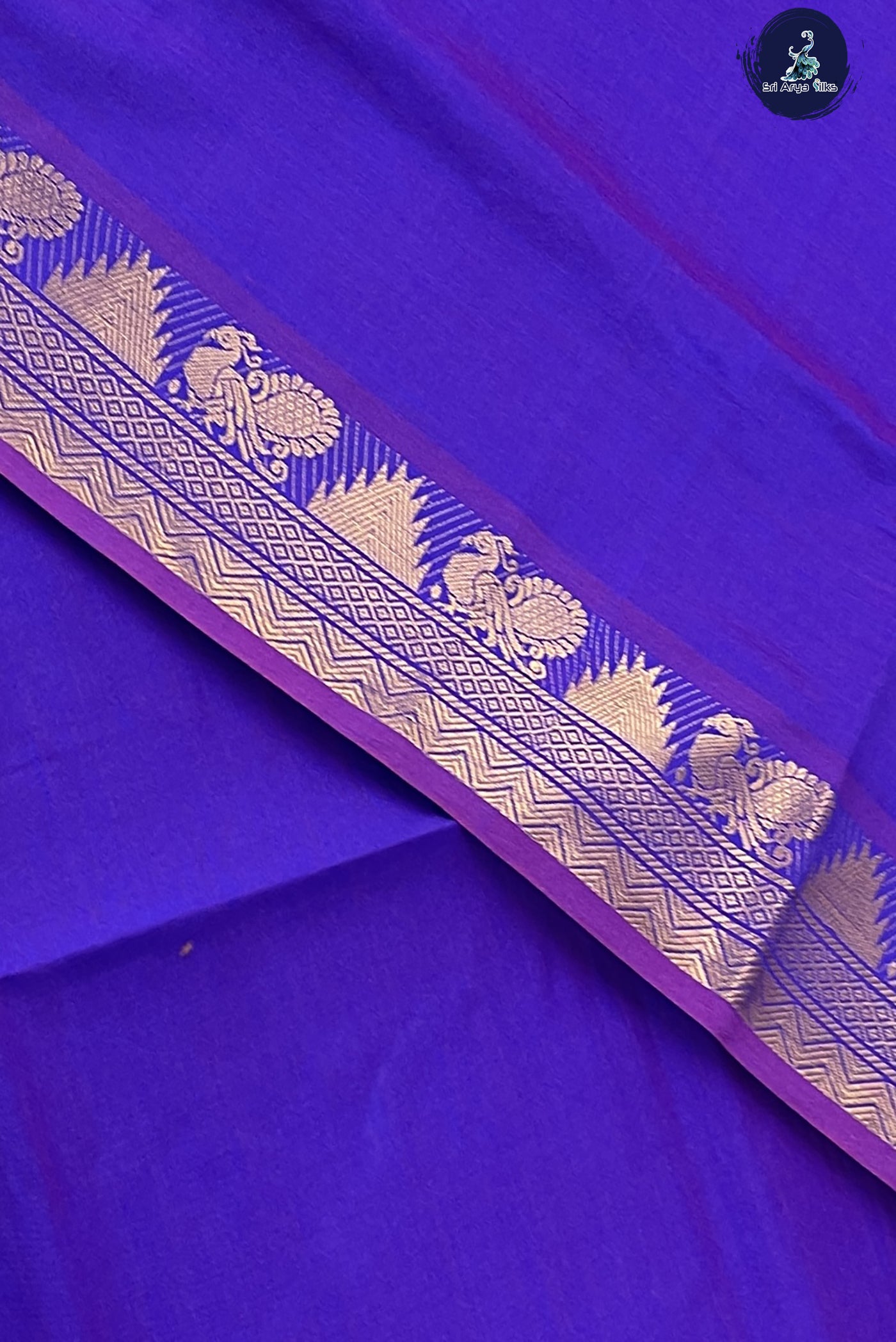 Violet Kanchi Semi Silk Cotton Saree With Plain Pattern