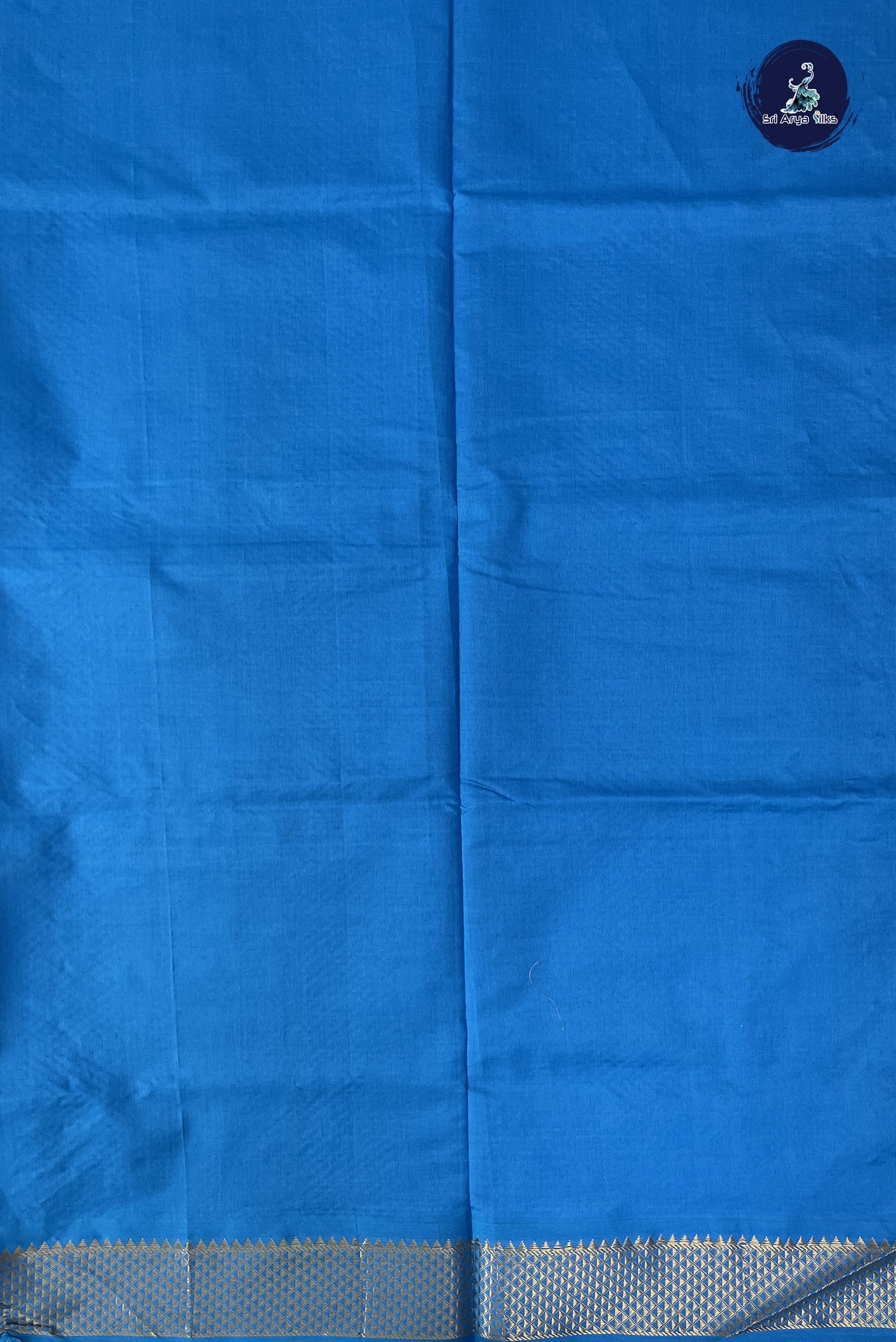 Dark Green Kanchi Semi Silk Cotton Saree With Plain Pattern