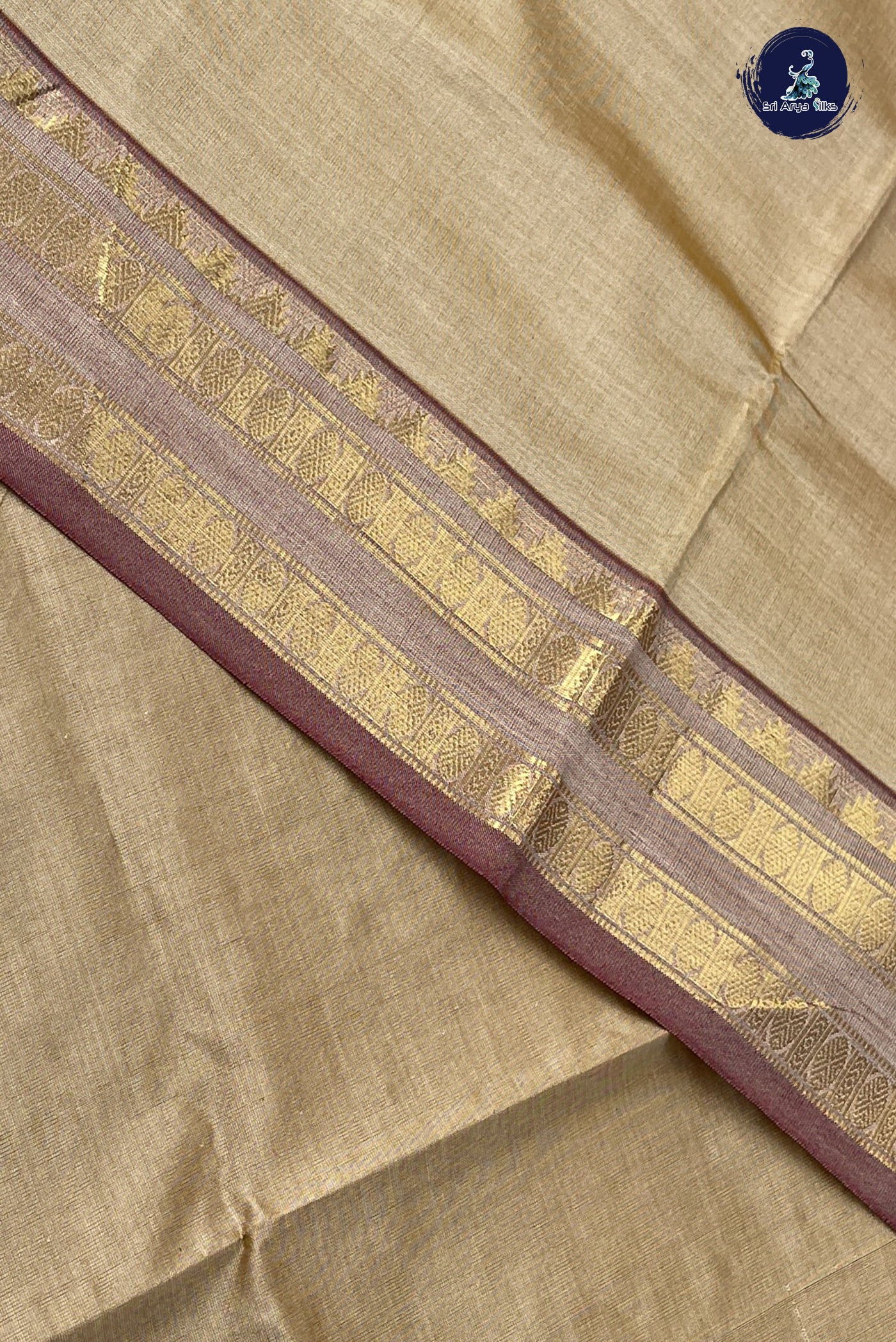 Cream Kanchi Semi Silk Cotton Saree With Plain Pattern