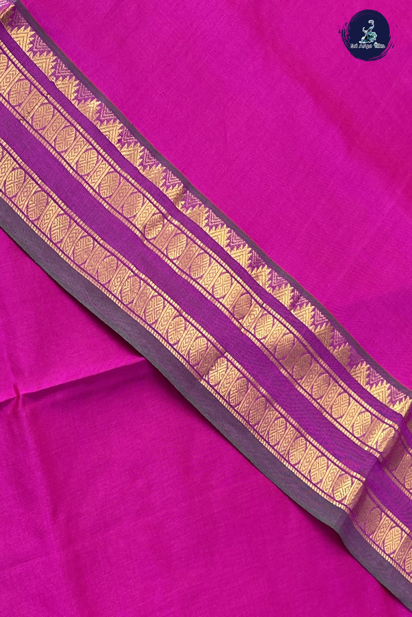 Vadamalli Kanchi Semi Silk Cotton Saree With Plain Pattern