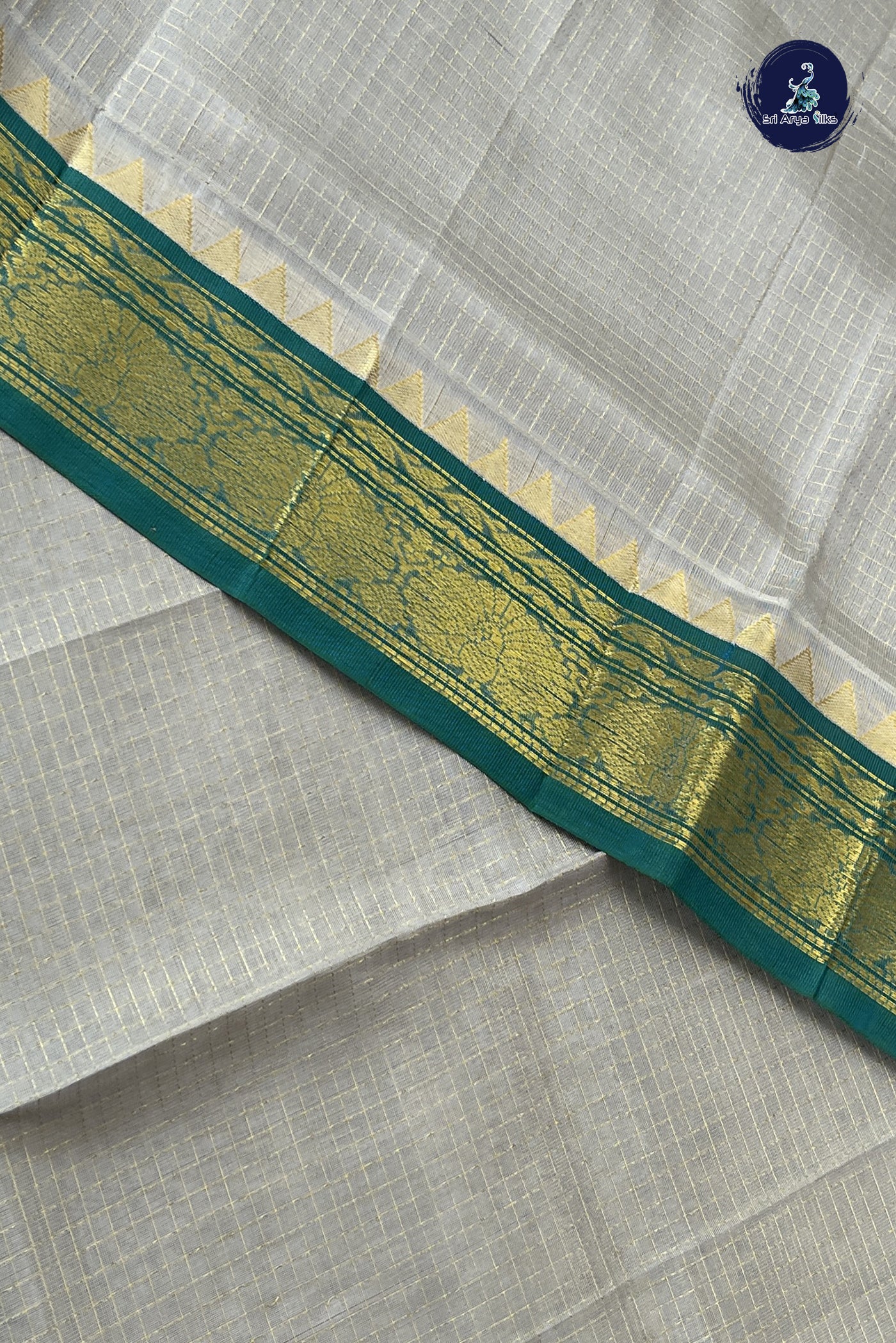 Silver Grey Checked Saree With Zari Checked Pattern