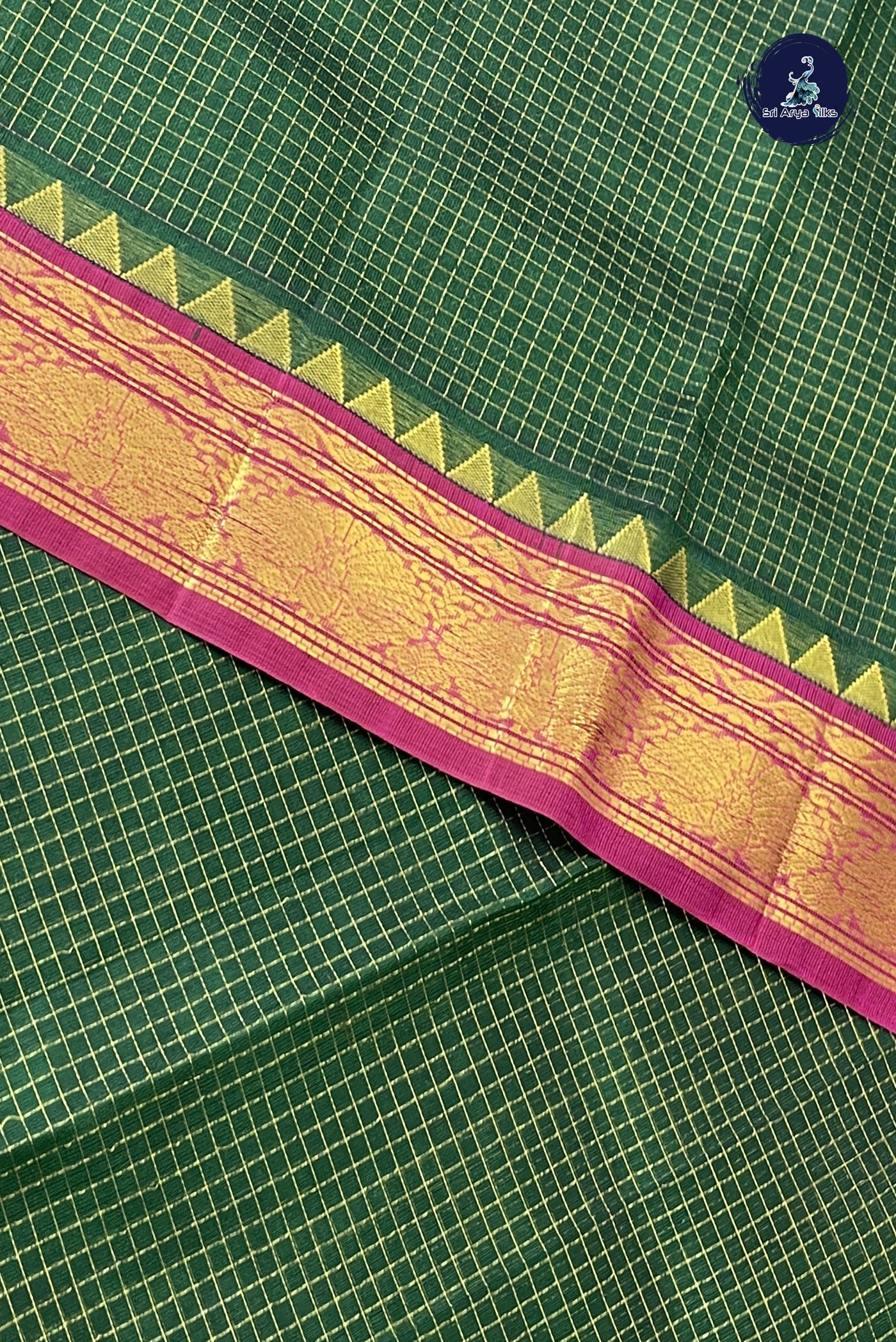 Bottle Green Checked Saree With Zari Checked Pattern