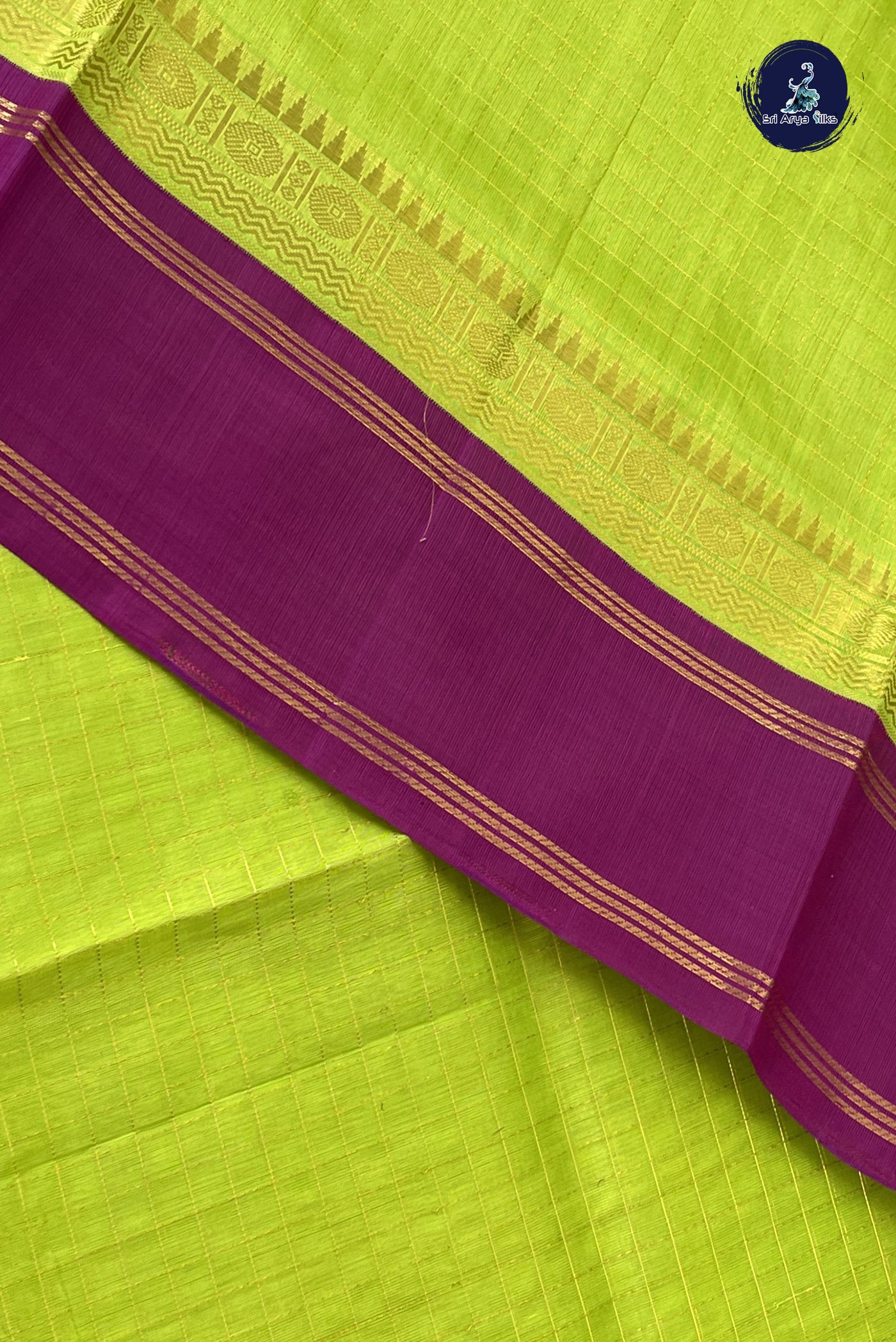 Flurocent Green Checked Saree With Zari Checked Pattern