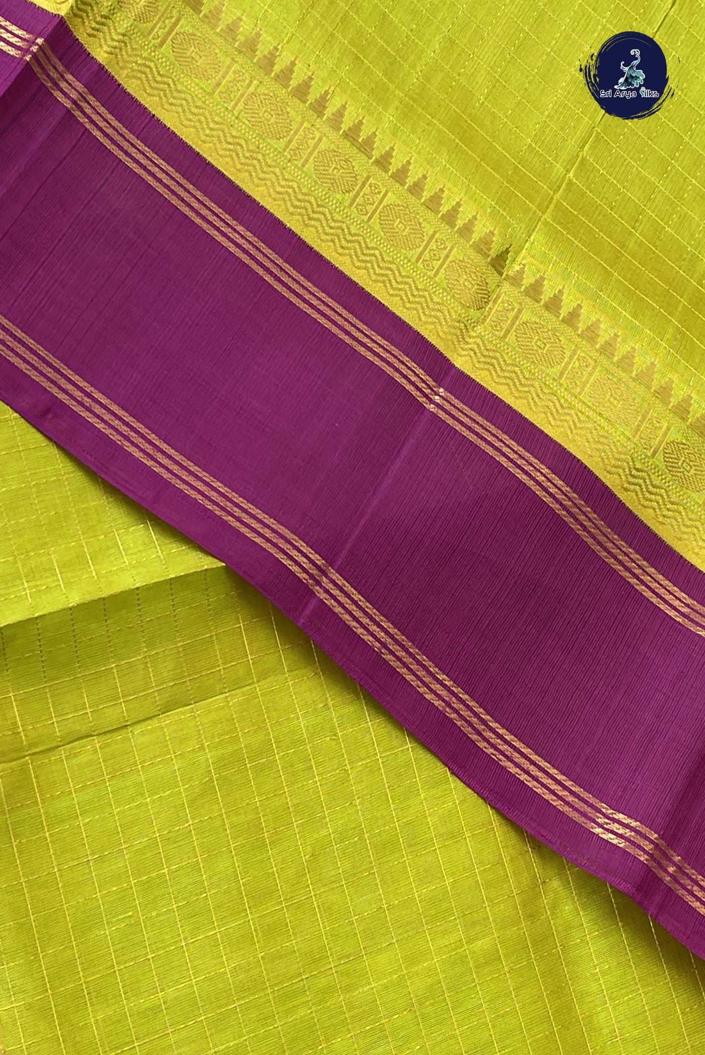 Yellowish Green Checked Saree With Zari Checked Pattern